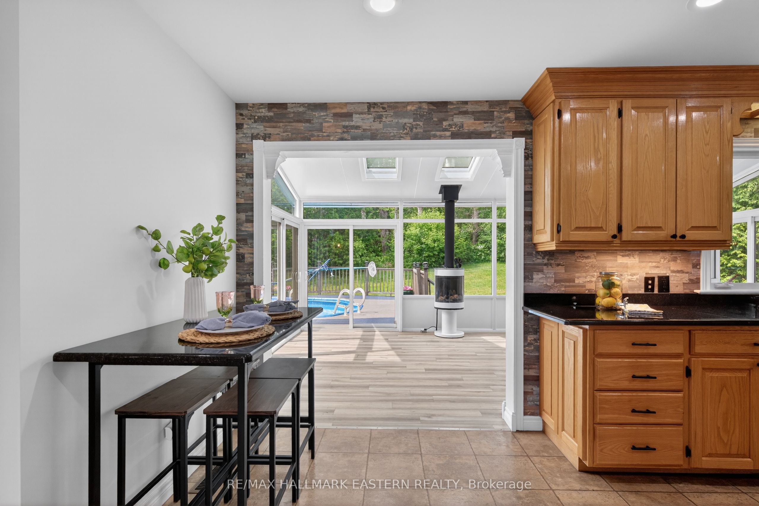 4038 Spring Road Property Photo 15