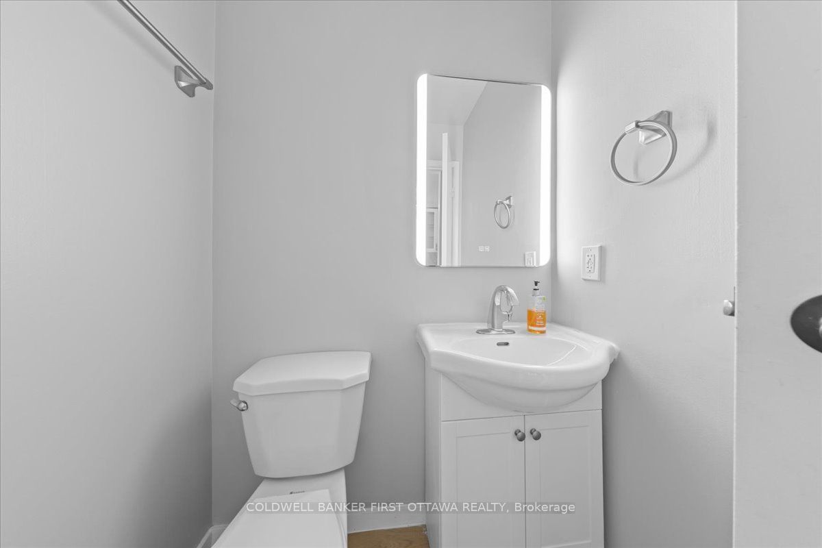 2701 Pimlico Crescent Property Photo 4