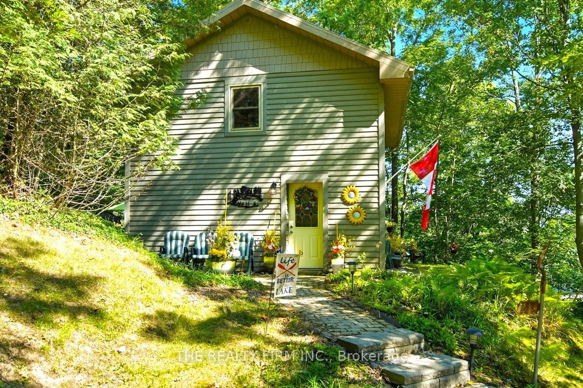 7338 Coyne Road Property Photo 1