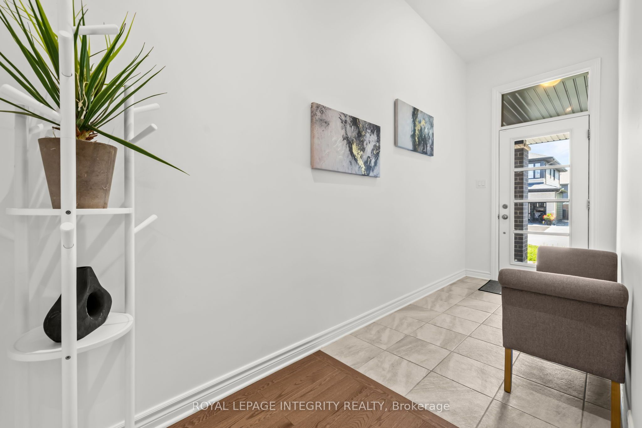 90 Palfrey Way Property Photo 2