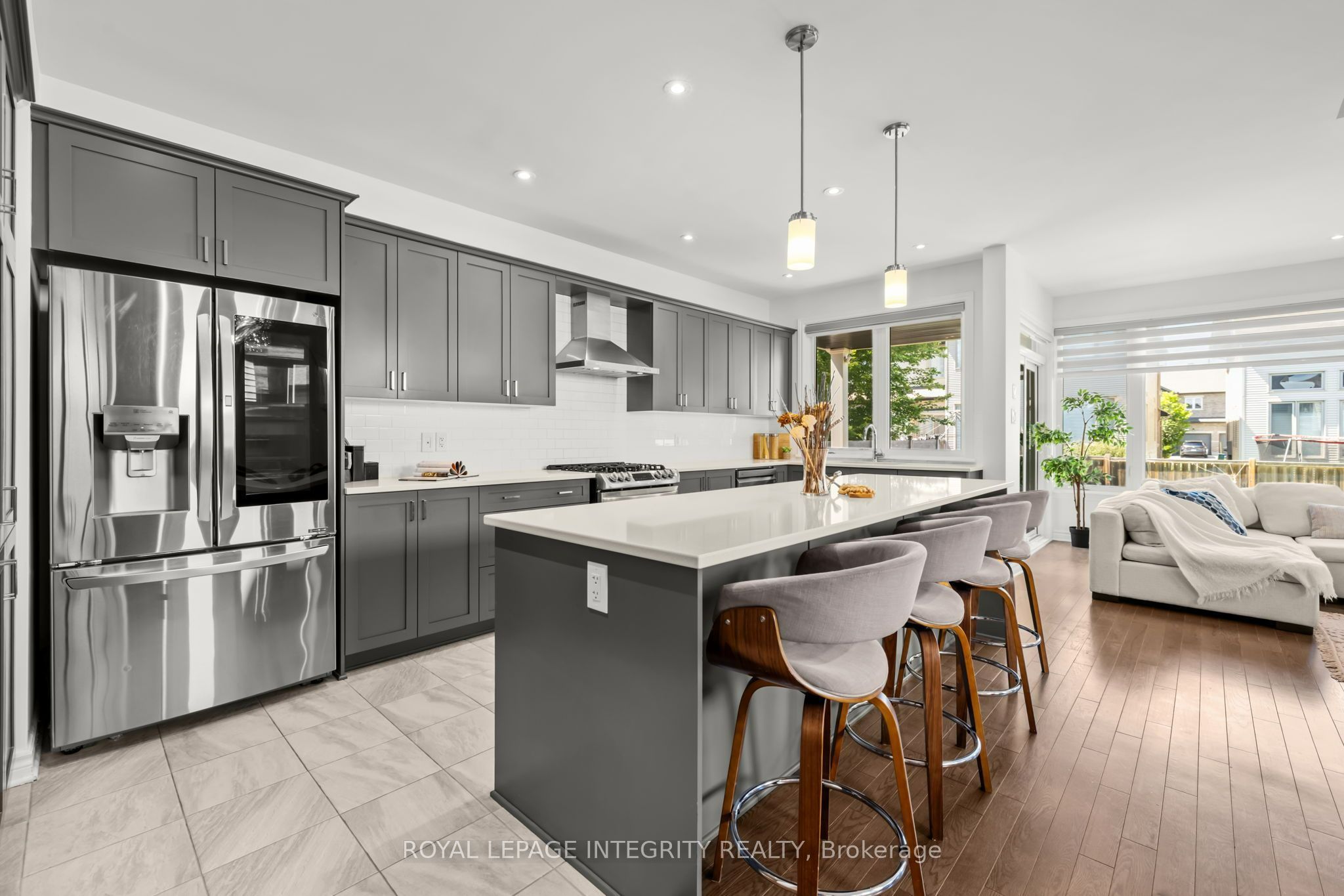 90 Palfrey Way Property Photo 3