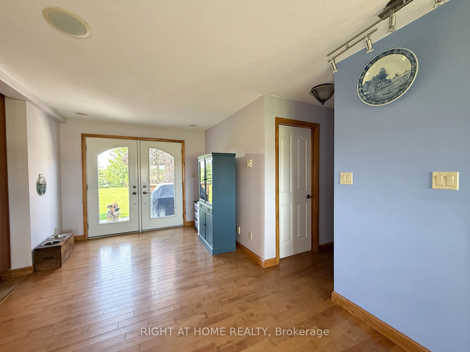 8192 Petrolia Line Property Photo 9