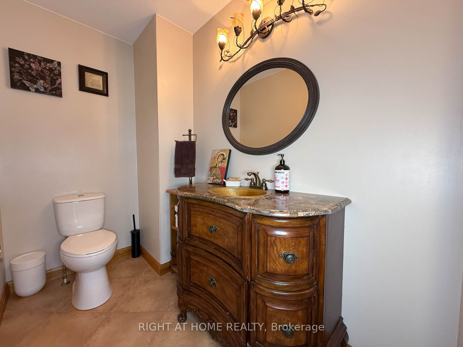 8192 Petrolia Line Property Photo 10