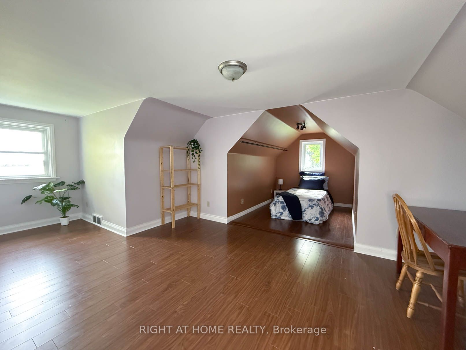 8192 Petrolia Line Property Photo 16