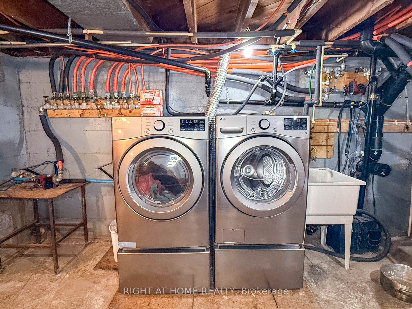 8192 Petrolia Line Property Photo 25