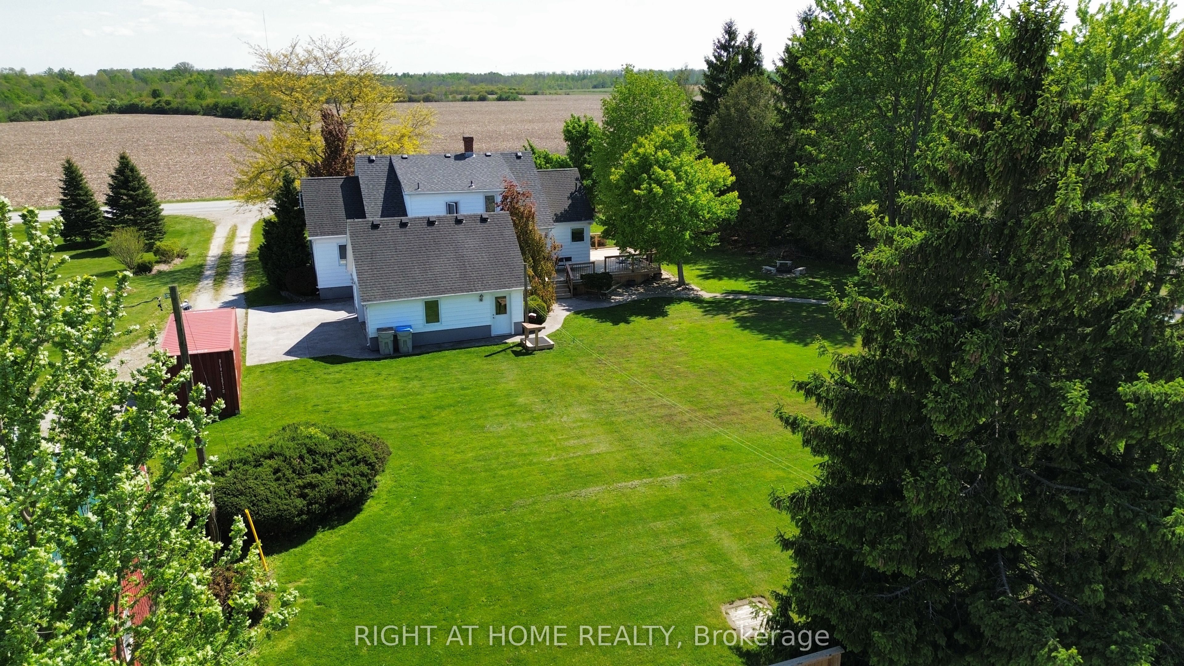 8192 Petrolia Line Property Photo 26