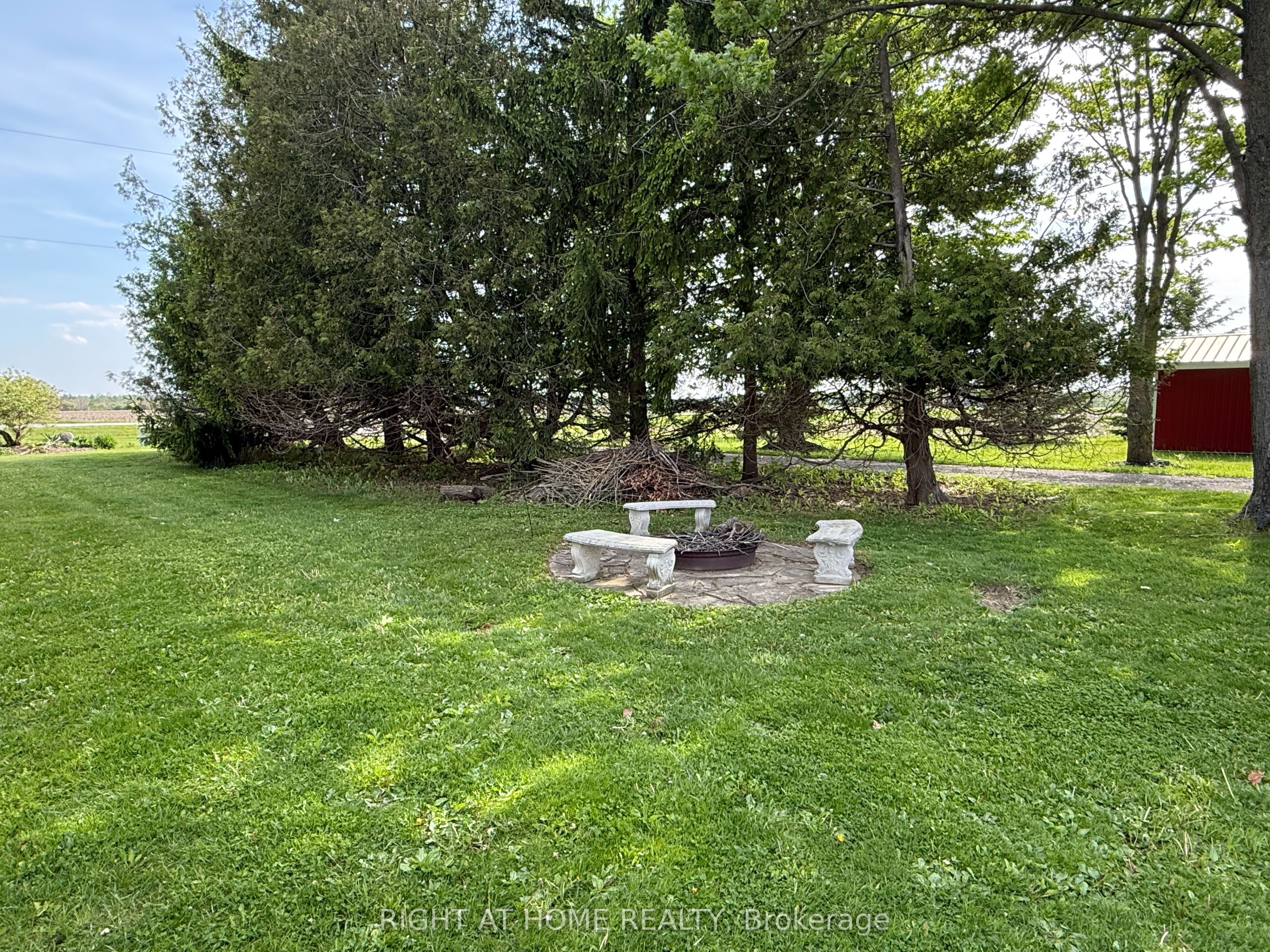 8192 Petrolia Line Property Photo 29