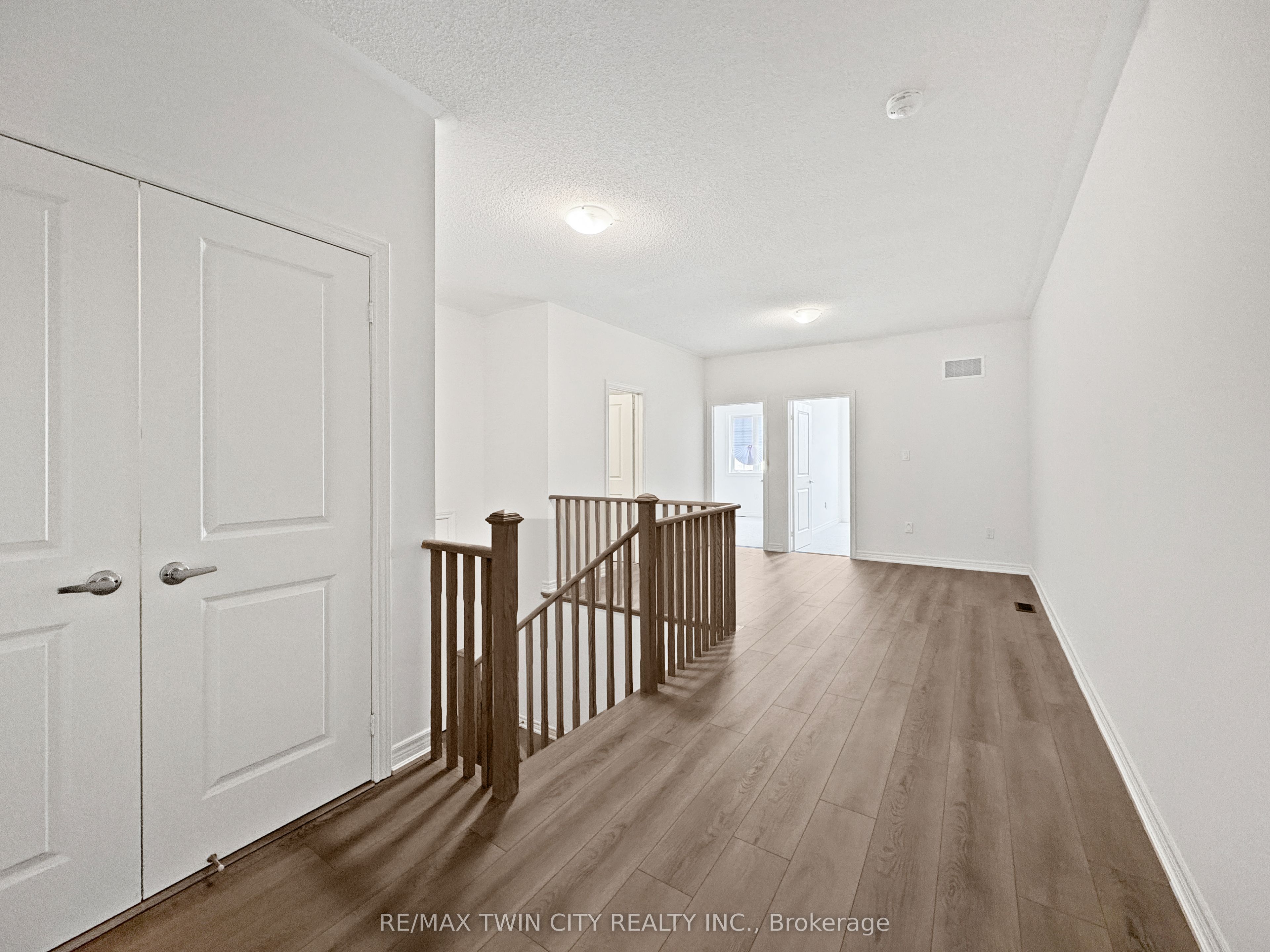 82 Gledhill Crescent Property Photo 34