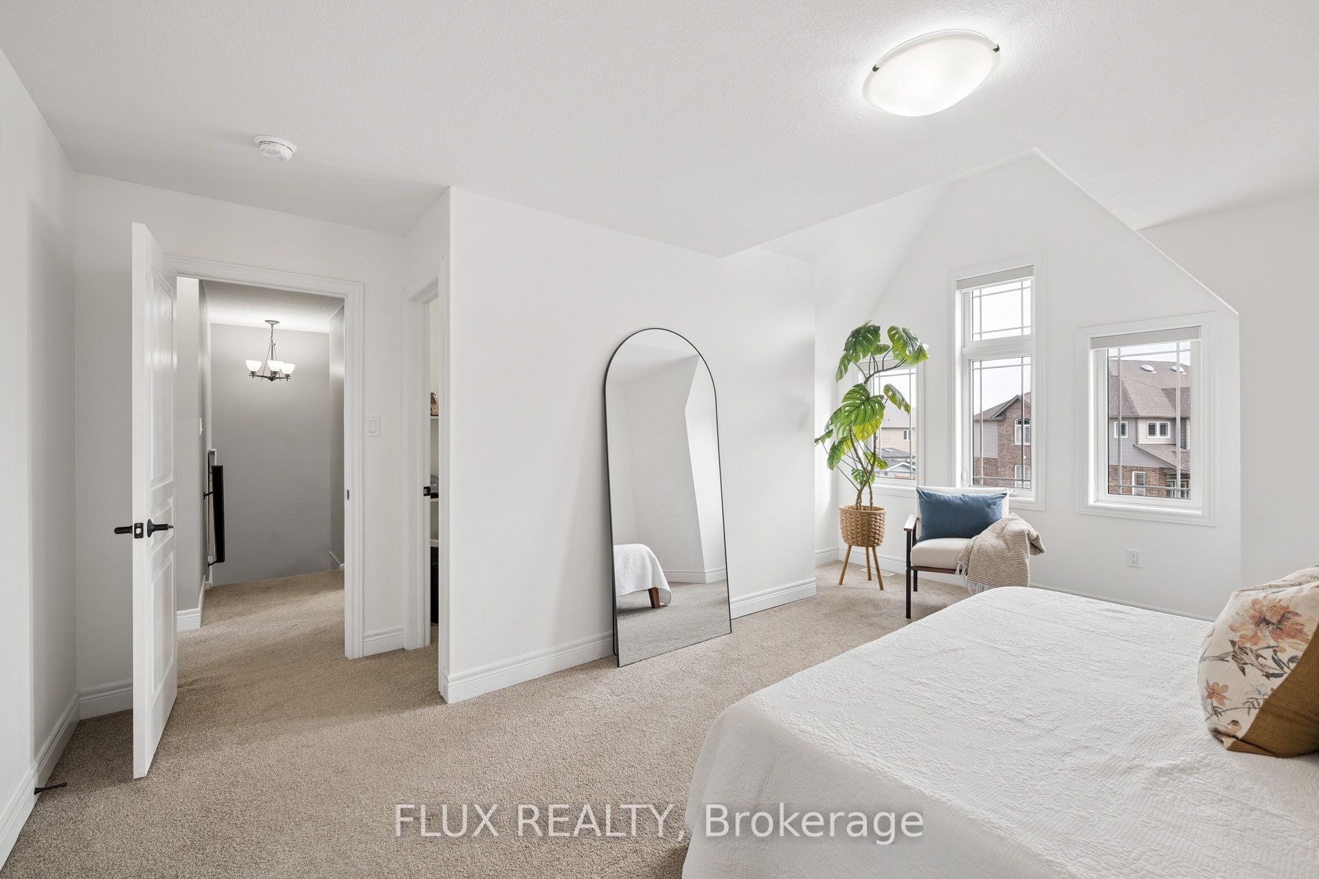 10 Sparrow Crescent Property Photo 23