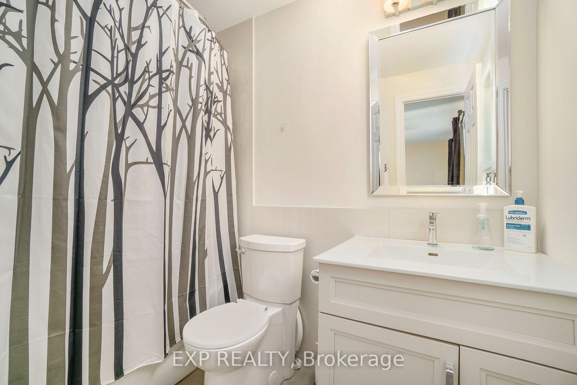 6667 Bilberry Drive Property Photo 11
