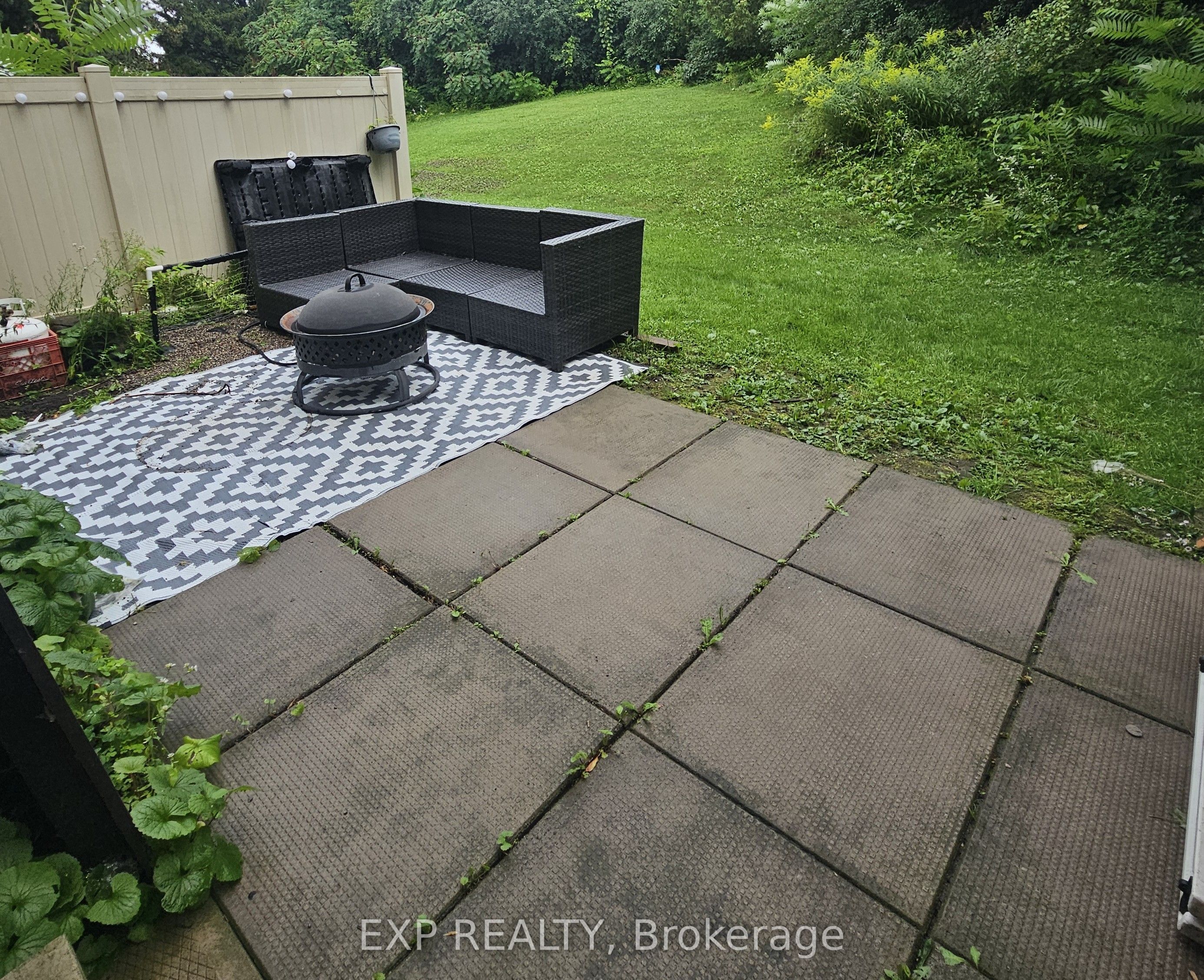 6667 Bilberry Drive Property Photo 14
