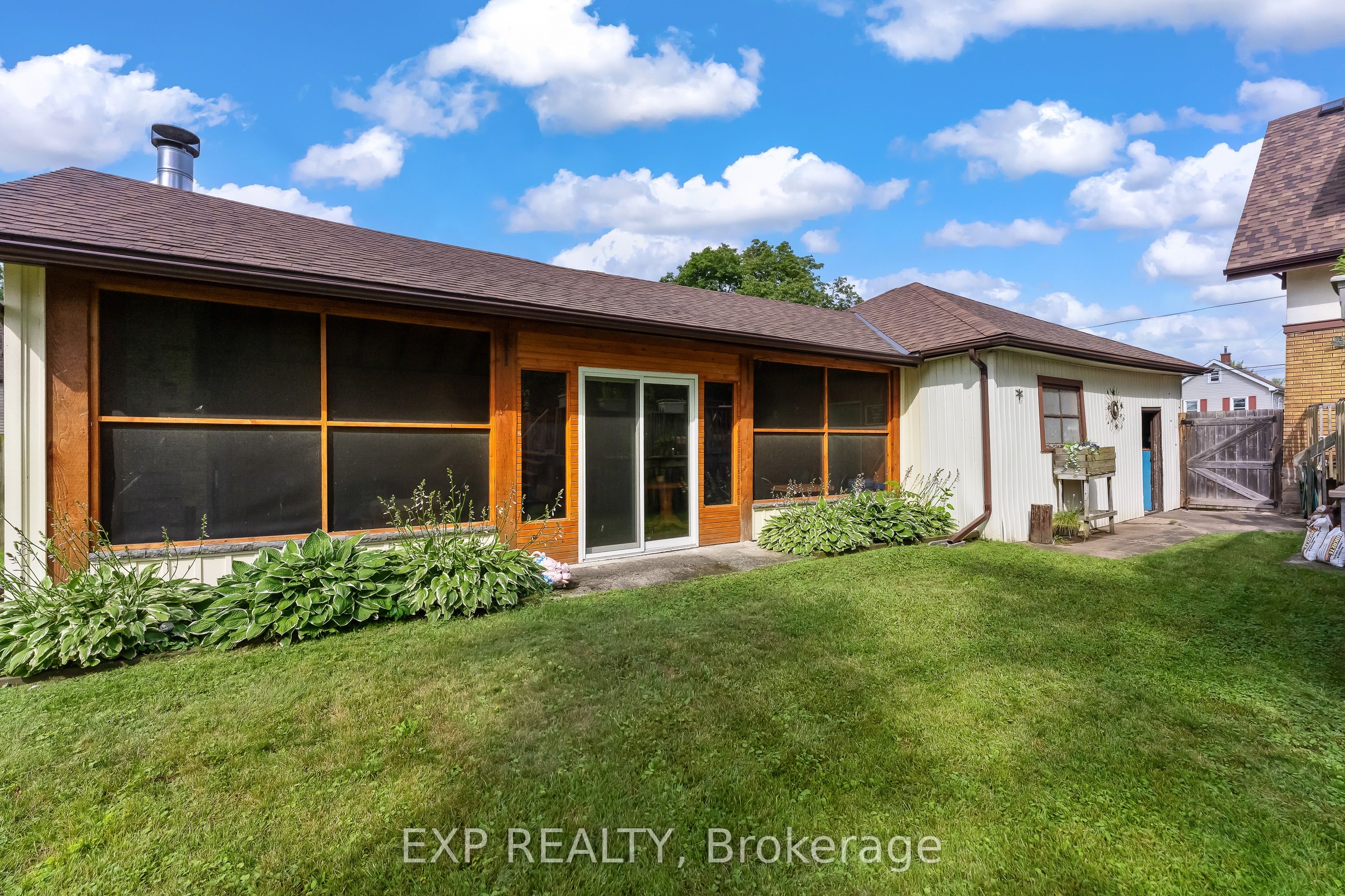 3938 Main Street Property Photo 15
