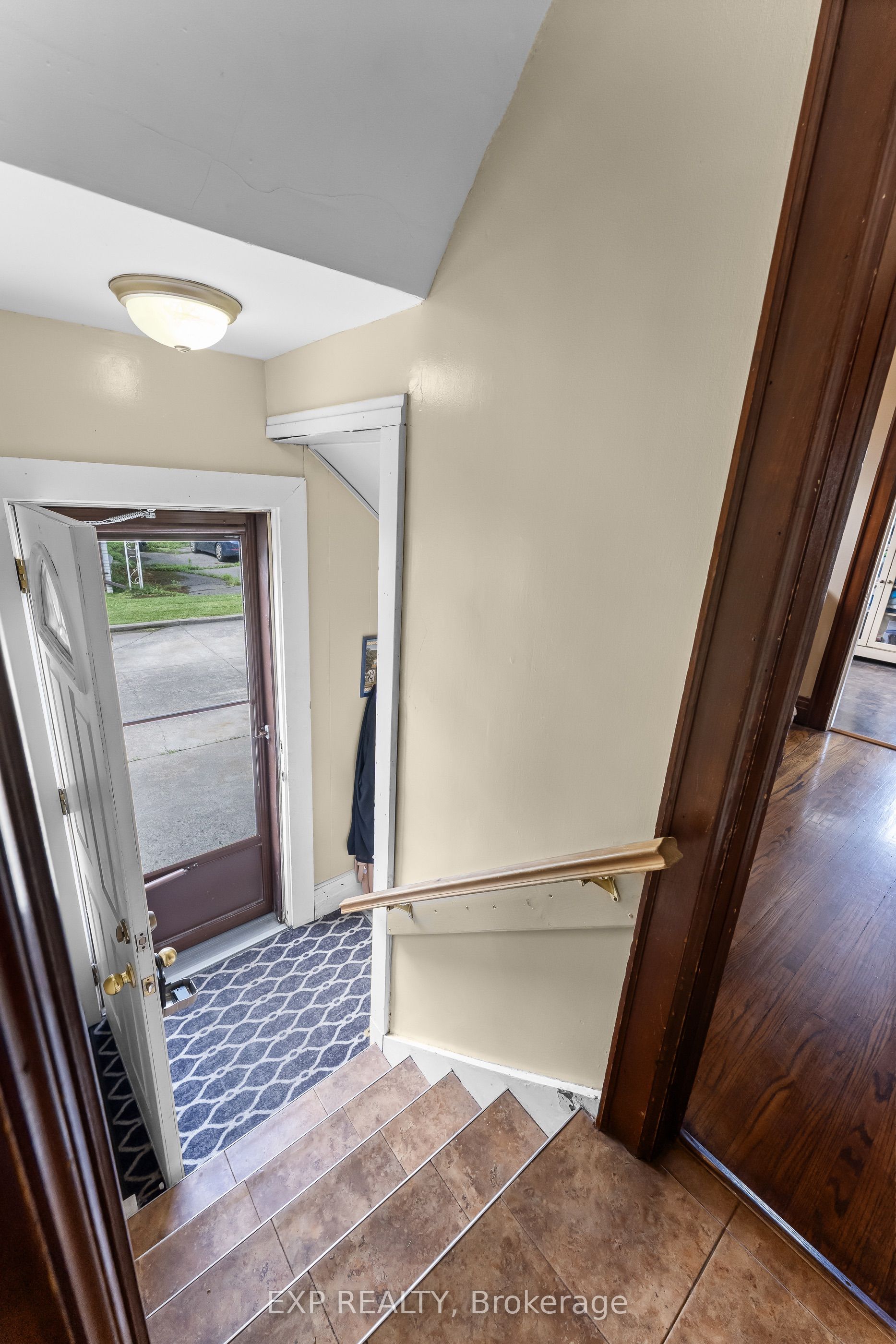3938 Main Street Property Photo 18