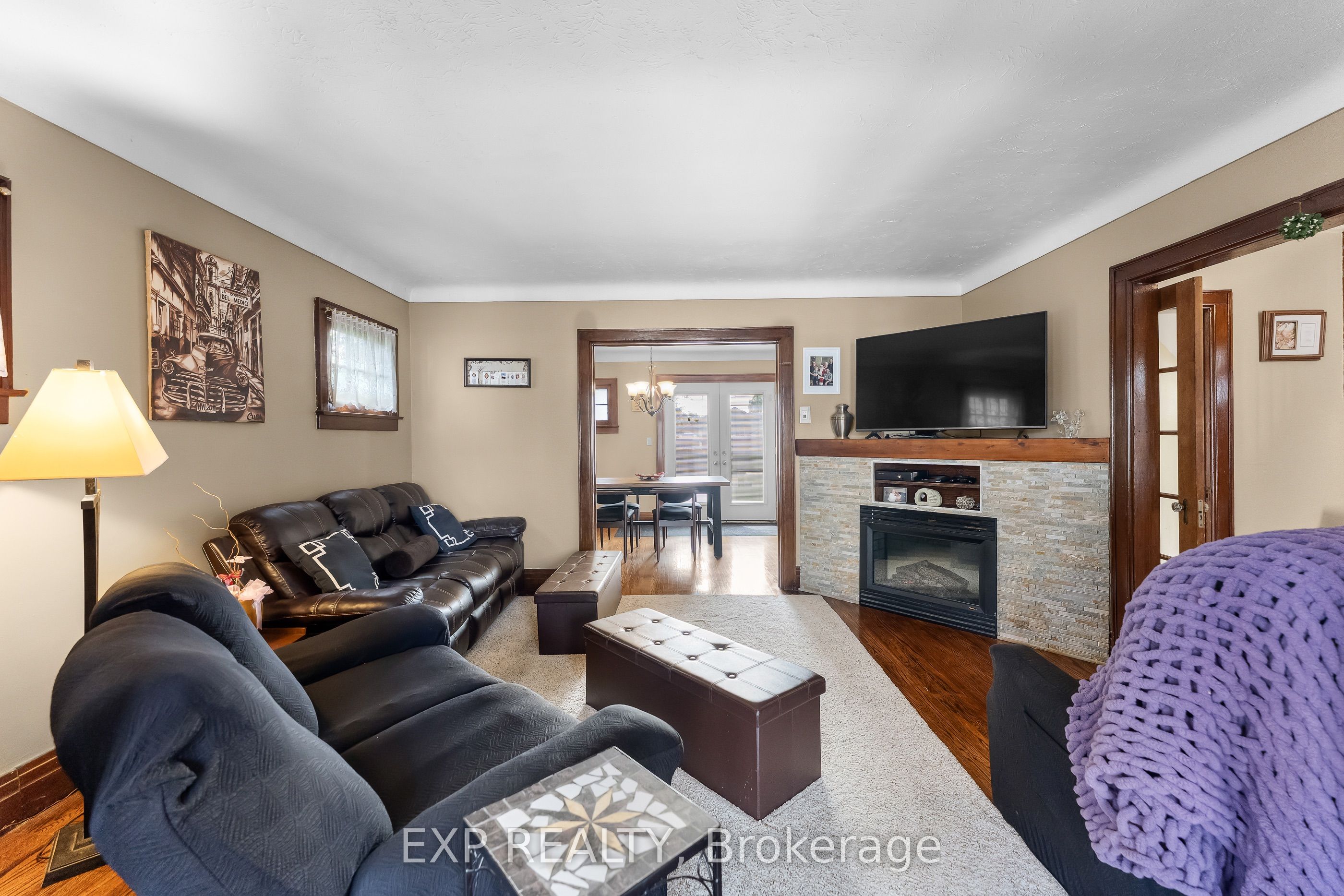 3938 Main Street Property Photo 25