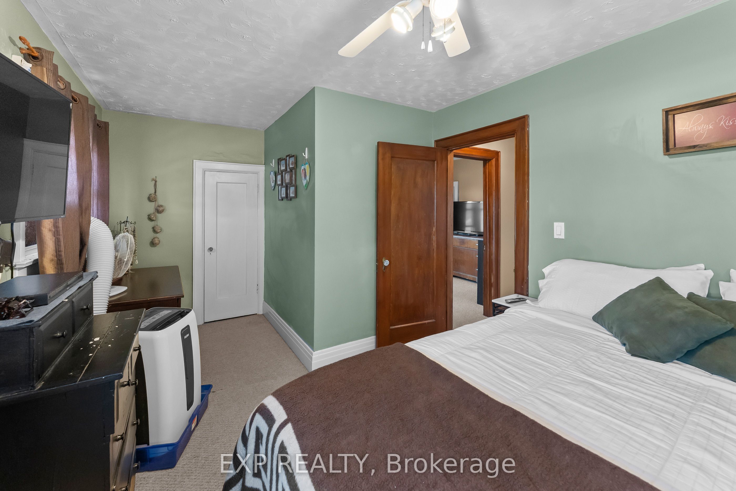 3938 Main Street Property Photo 37
