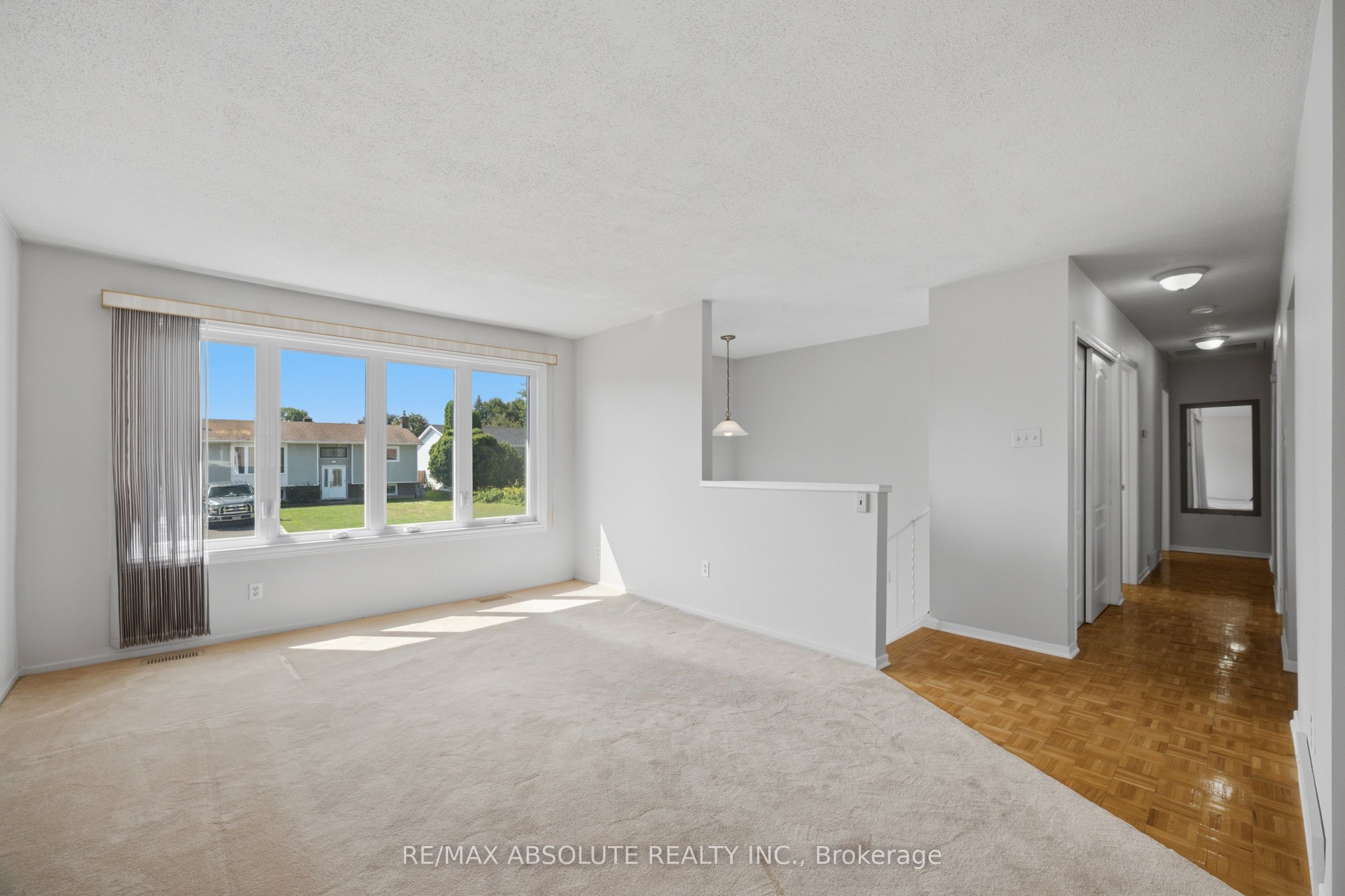 377 Leanne Street Property Photo 8