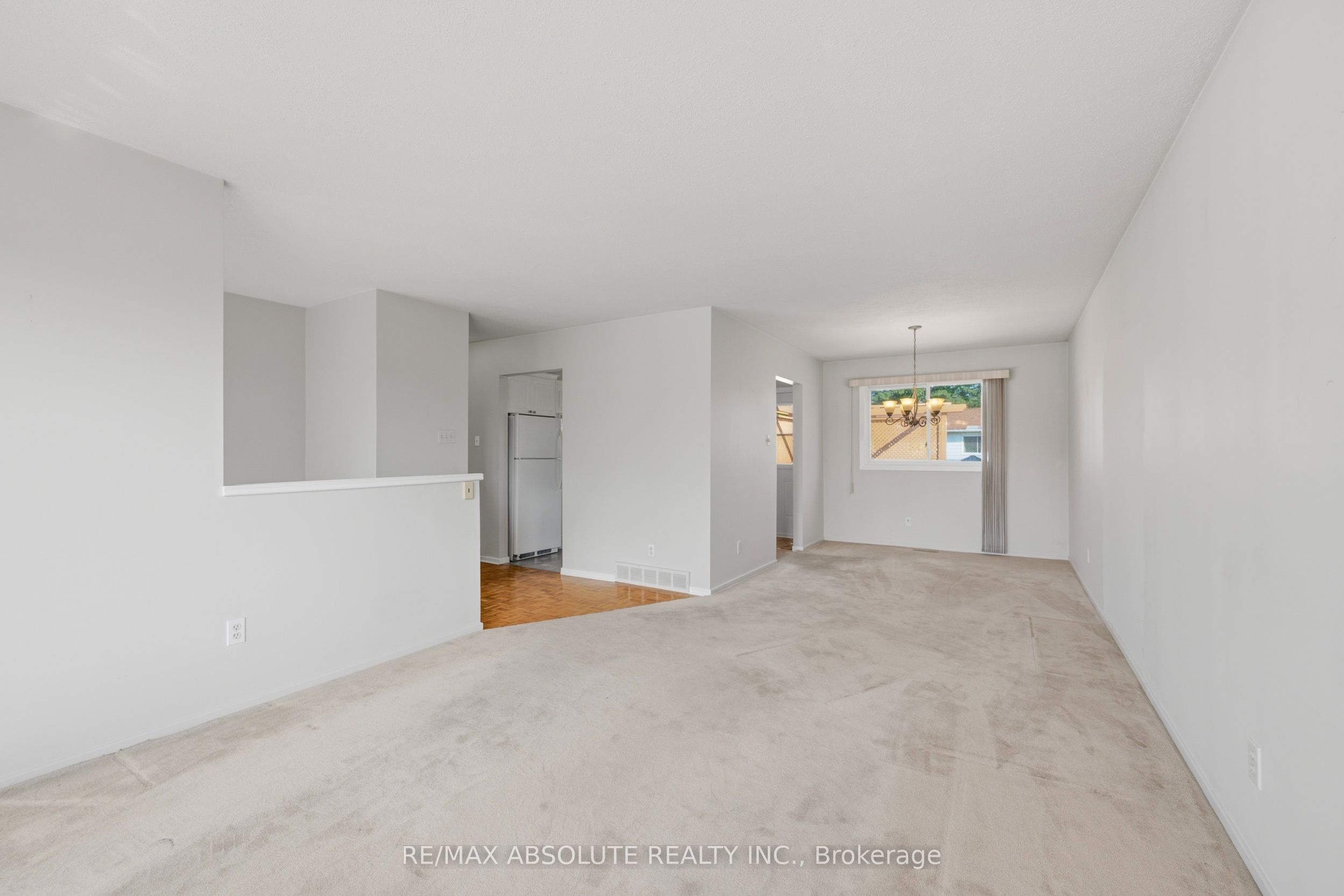 377 Leanne Street Property Photo 9