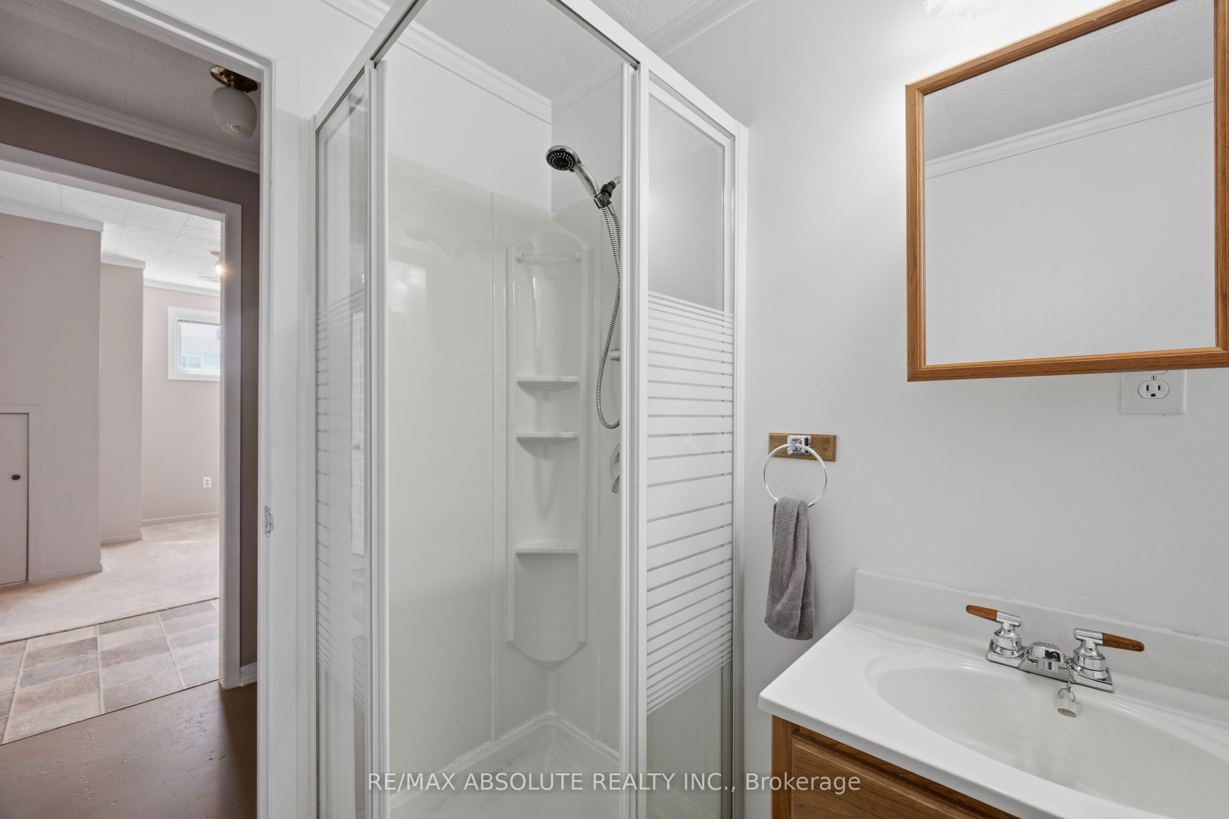 377 Leanne Street Property Photo 24