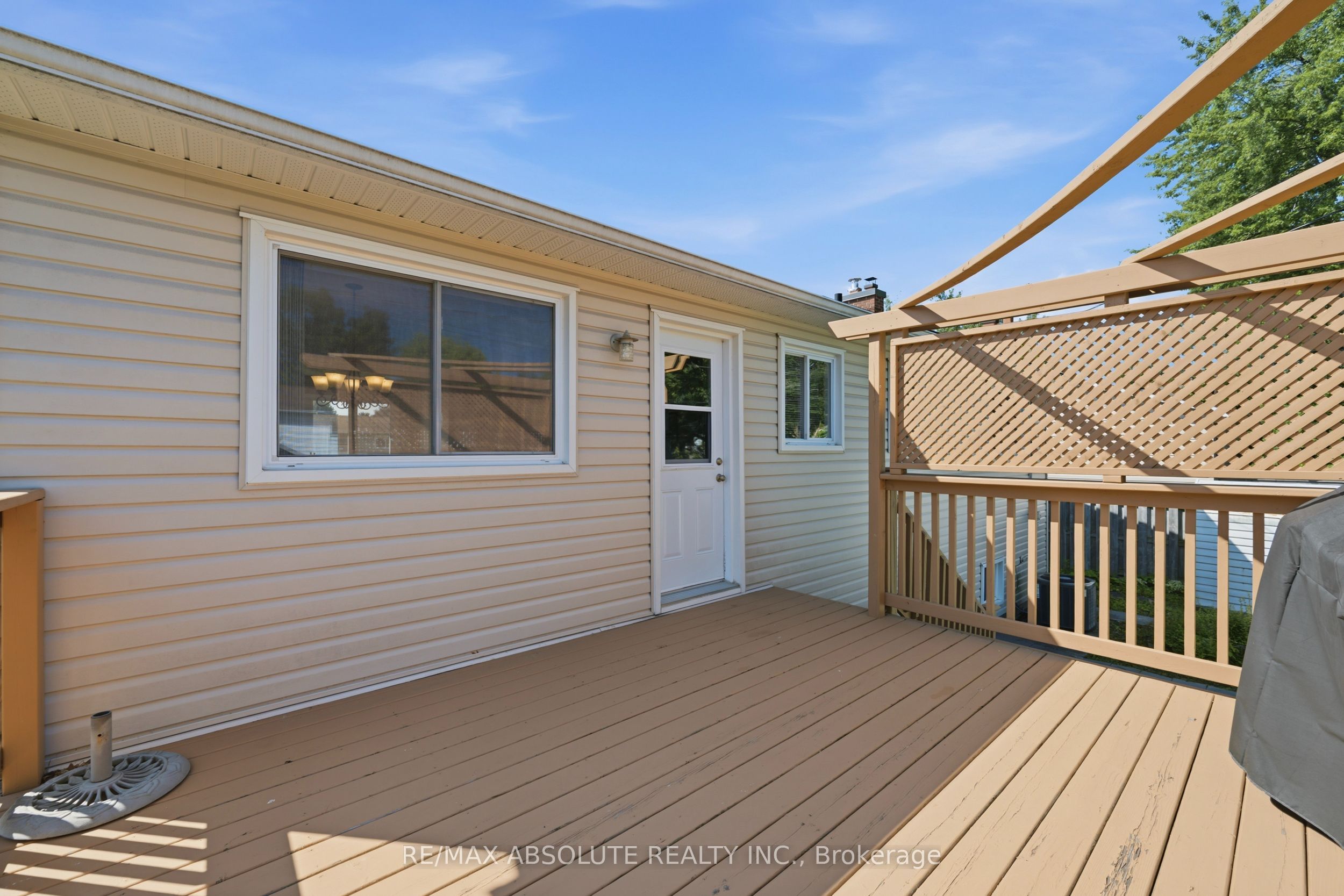 377 Leanne Street Property Photo 27