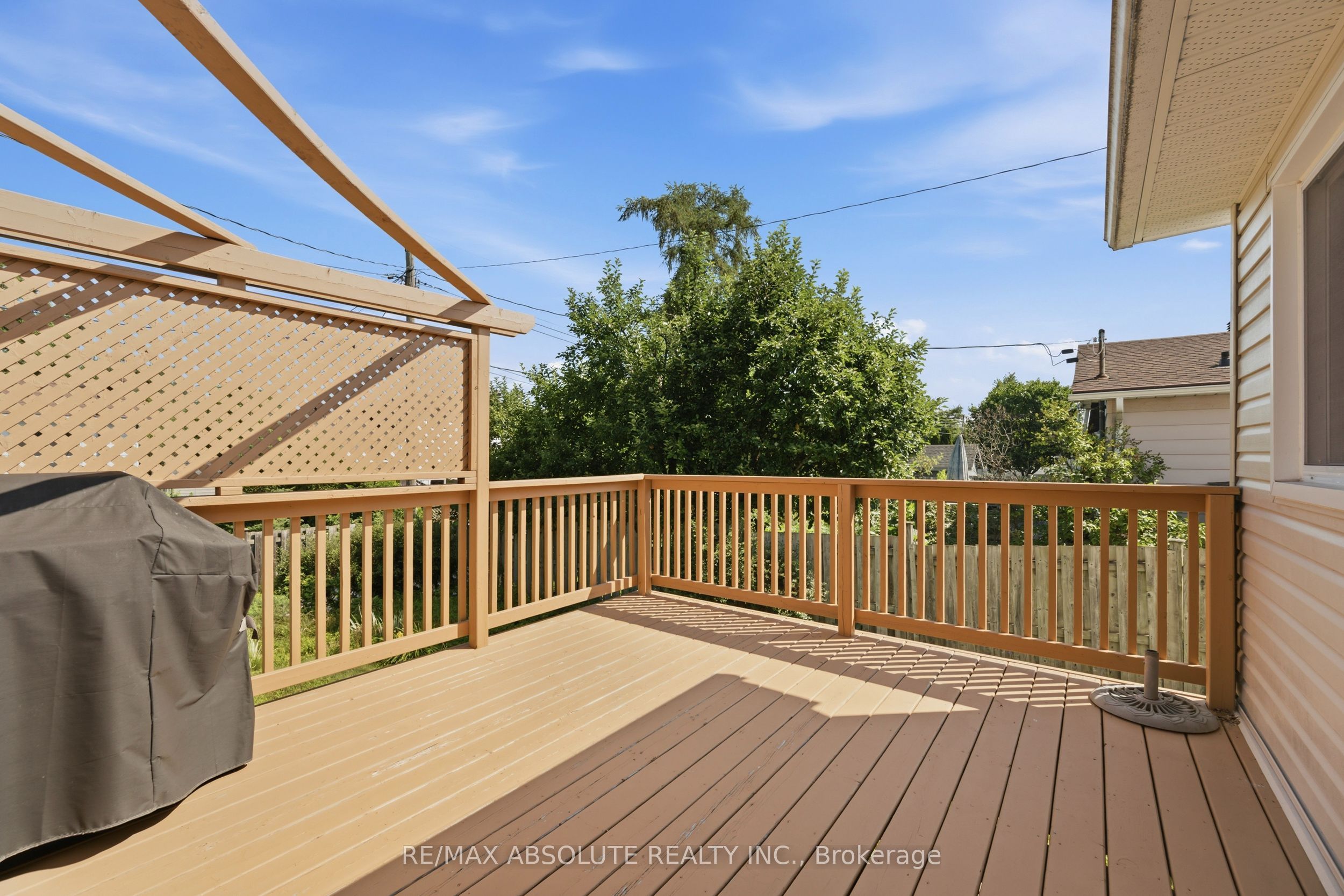 377 Leanne Street Property Photo 28