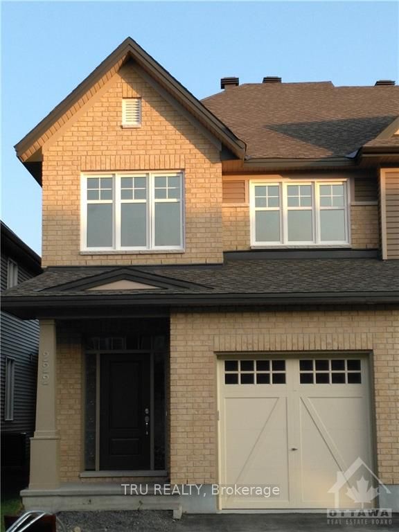 222 FERGUS Crescent Property Photo 1