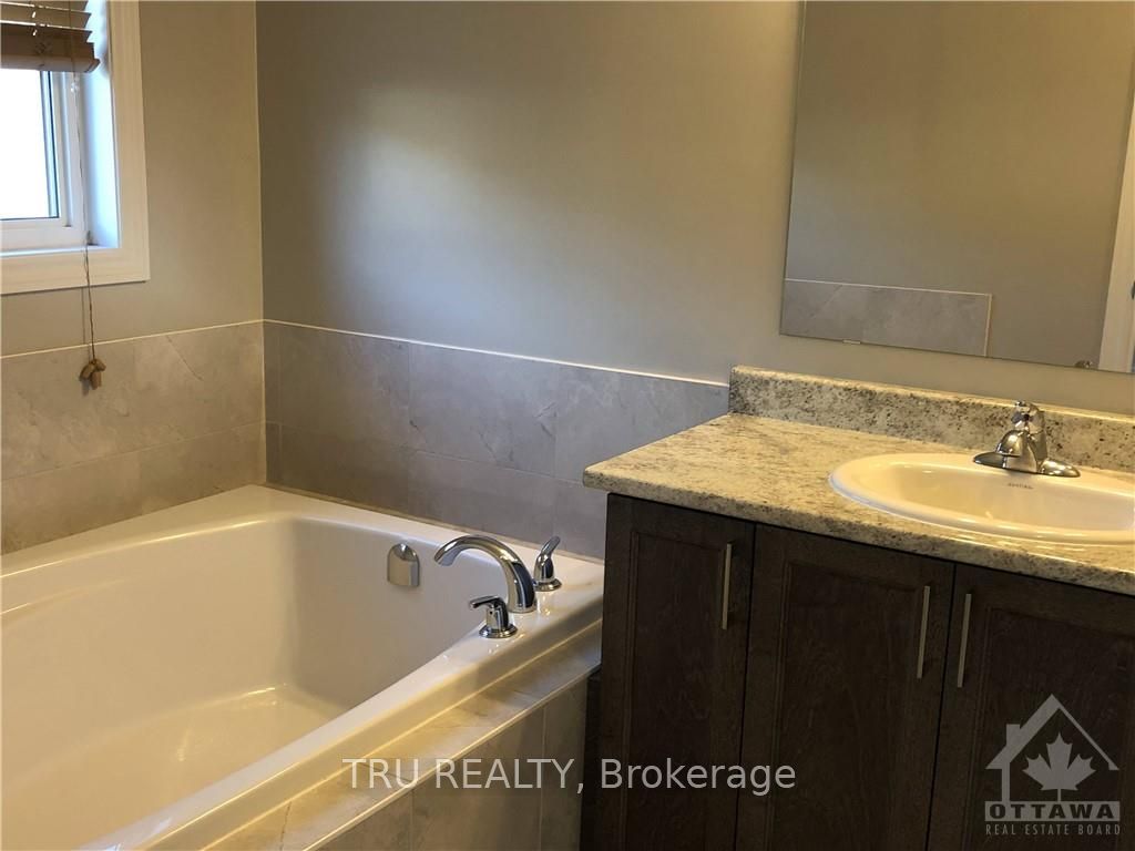 222 Fergus Crescent Property Photo 13