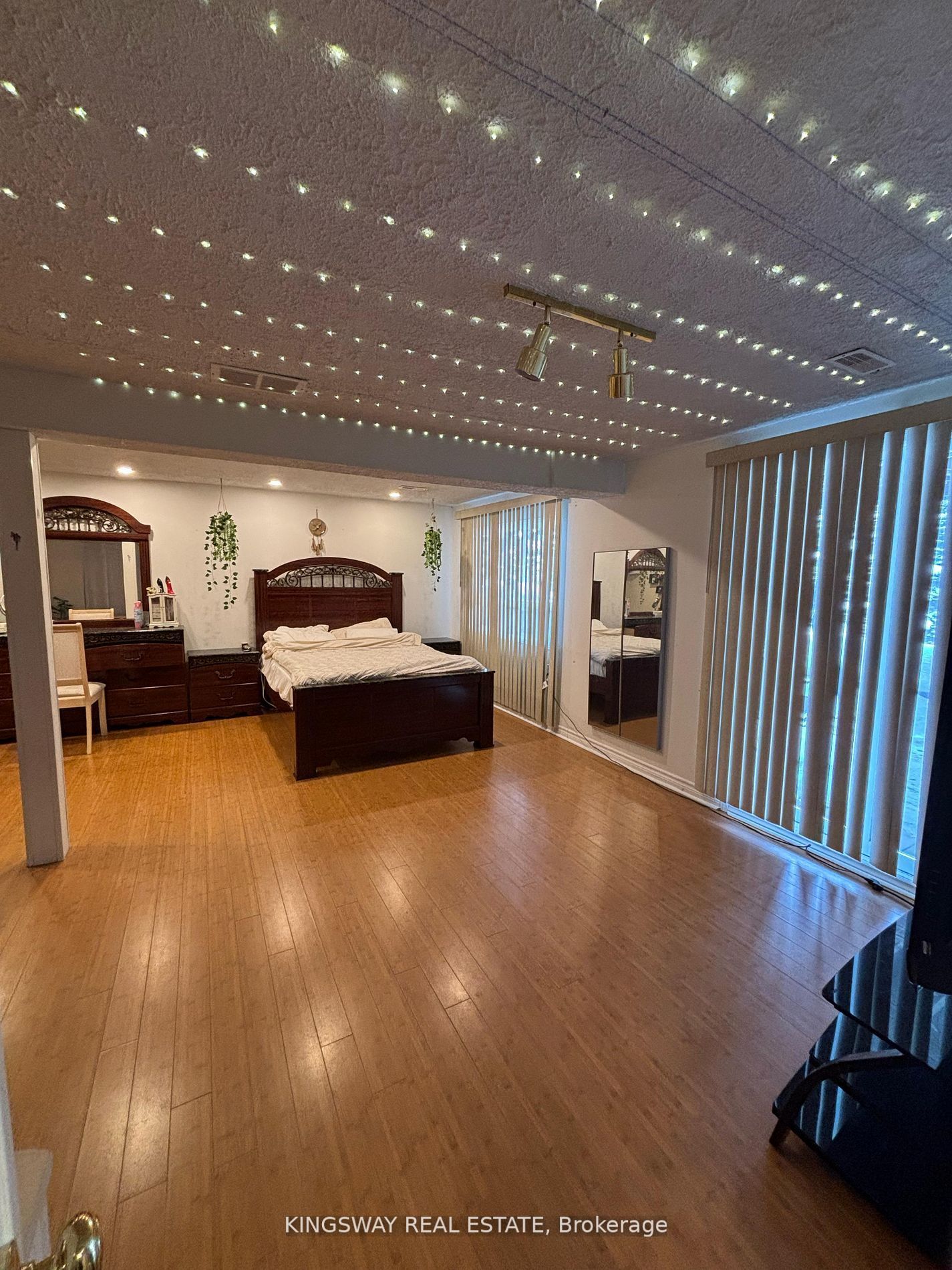30 Mountainview Road Property Photo 30