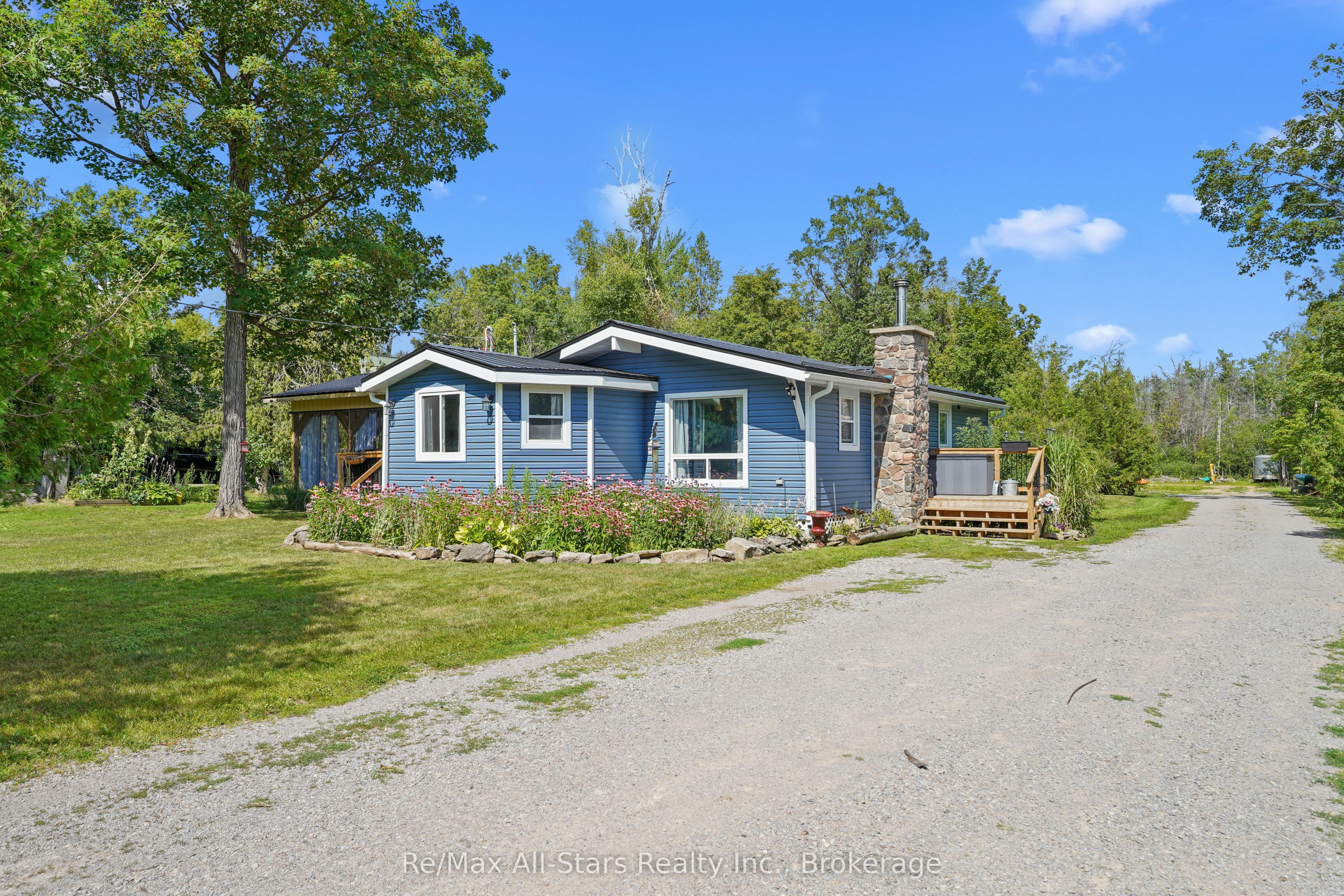 117 Echo Bay Road Property Photo 2