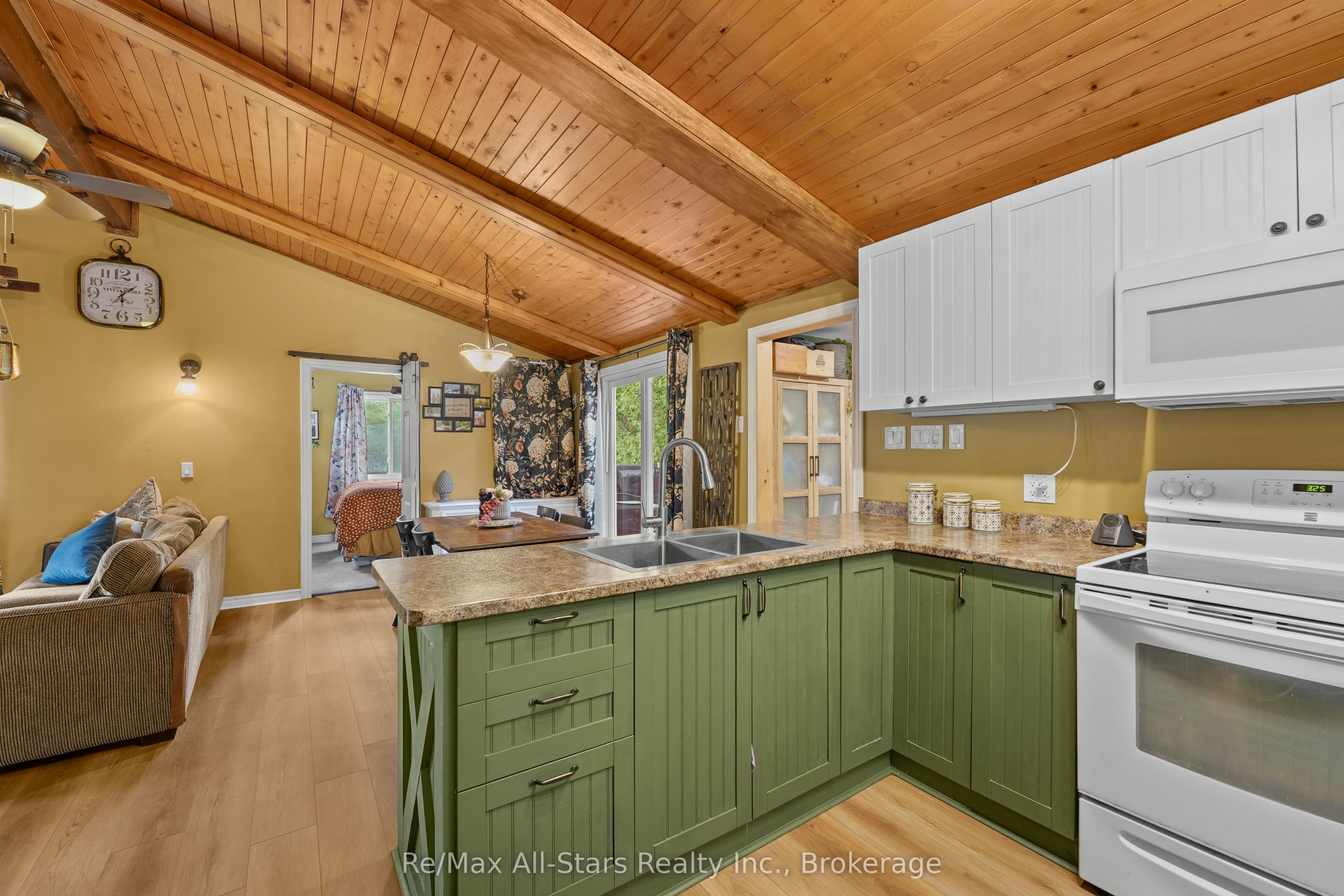 117 Echo Bay Road Property Photo 9