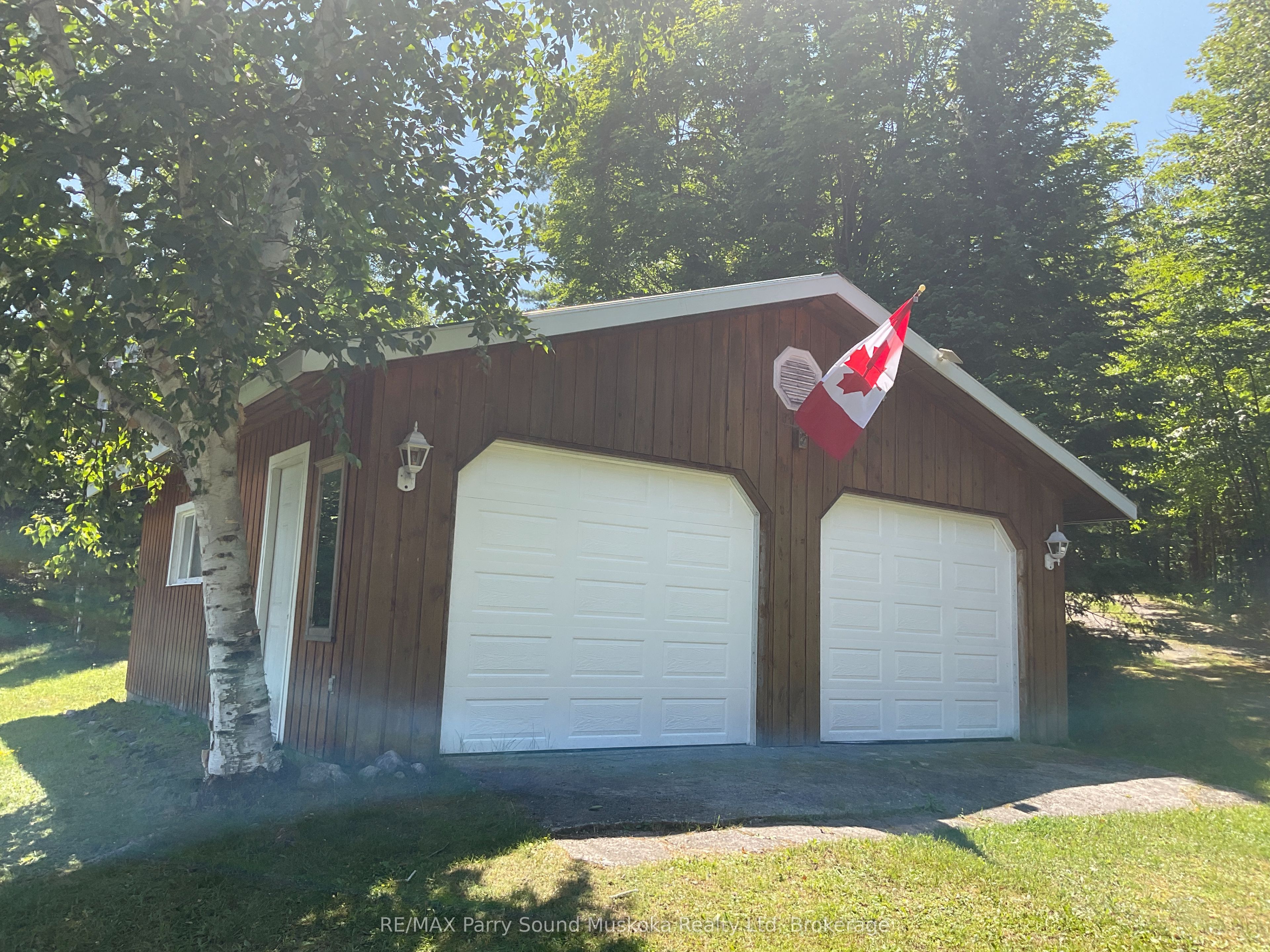 216 Lone Tree Road Property Photo 4