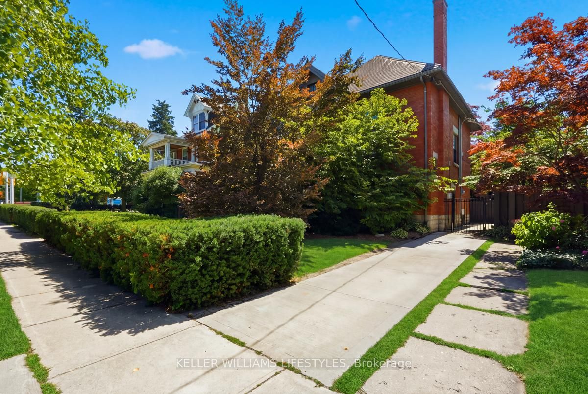 203 Cheapside Street Property Photo 3