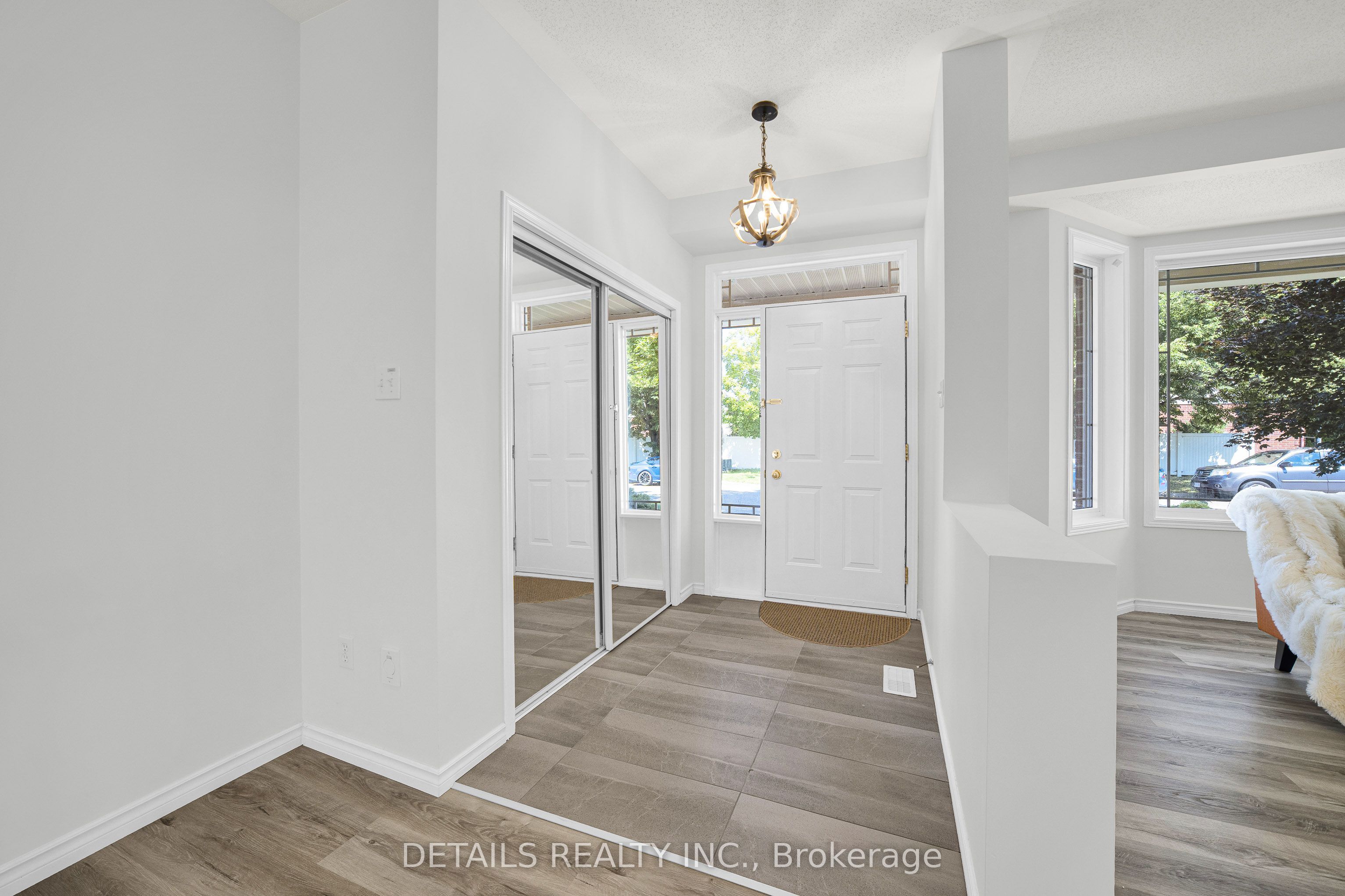757 Schubert Circle Property Photo 4