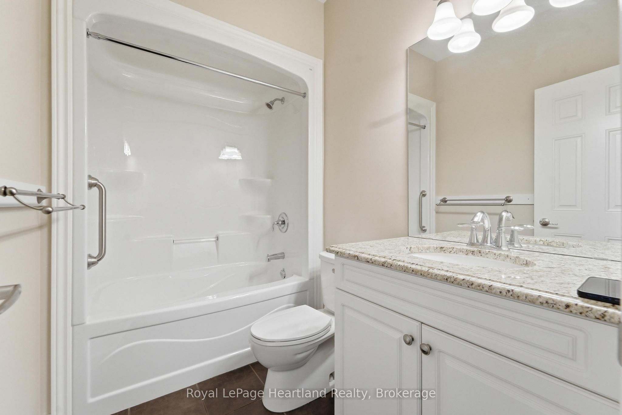 518 Blue Jay Drive 18 Property Photo 6