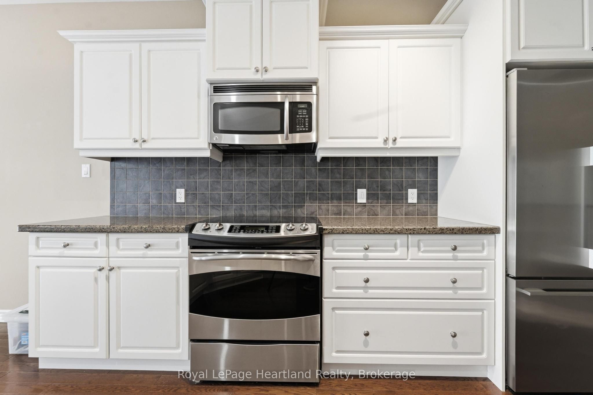 518 Blue Jay Drive 18 Property Photo 10