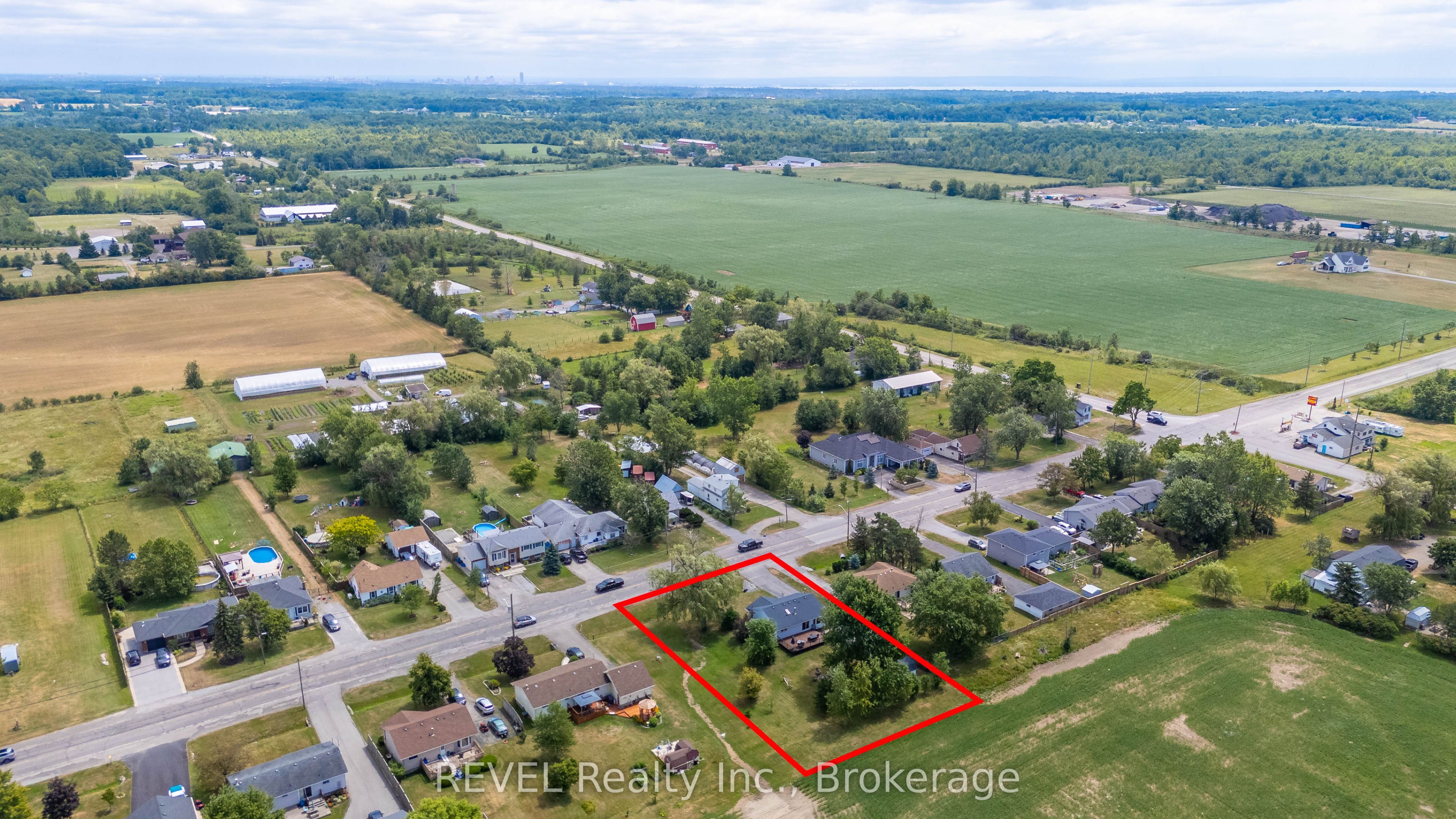 2203 Stevensville Road Property Photo 35