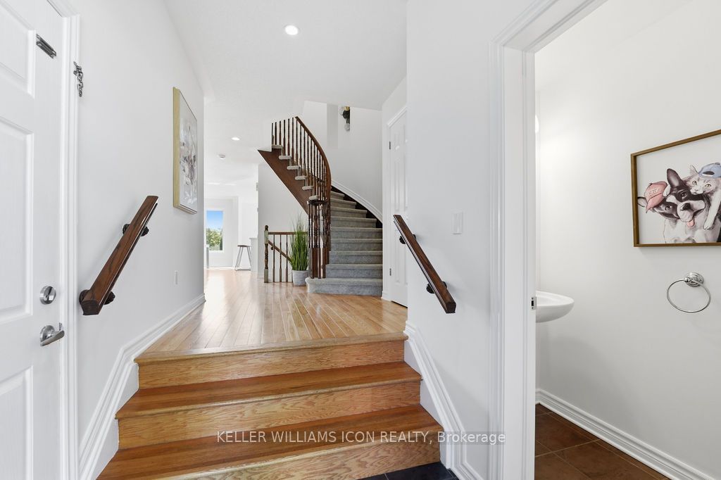 102 Garrity Crescent Property Photo 3