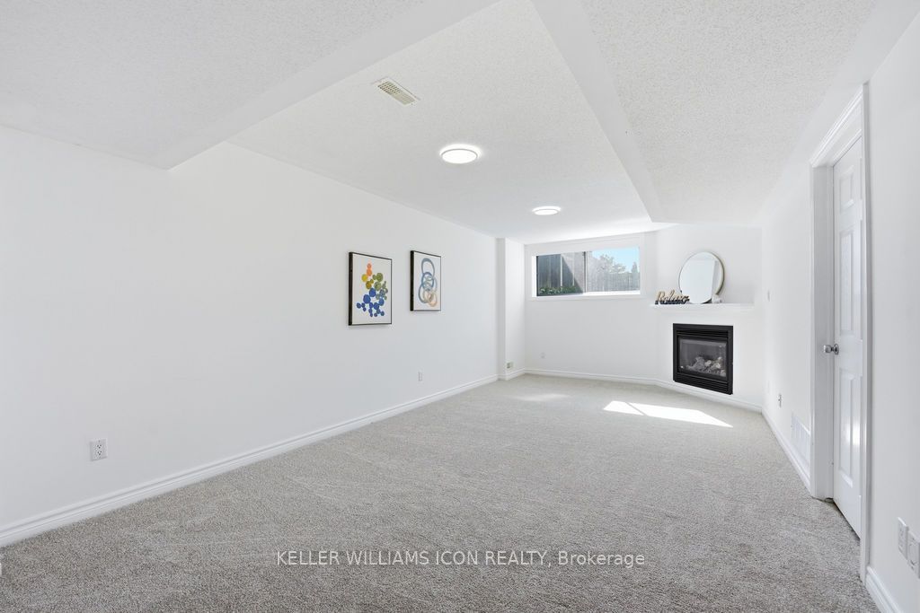 102 Garrity Crescent Property Photo 34