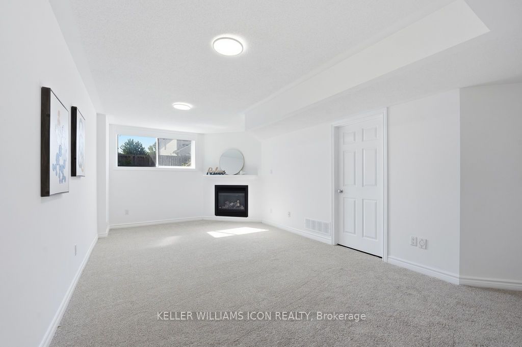 102 Garrity Crescent Property Photo 35