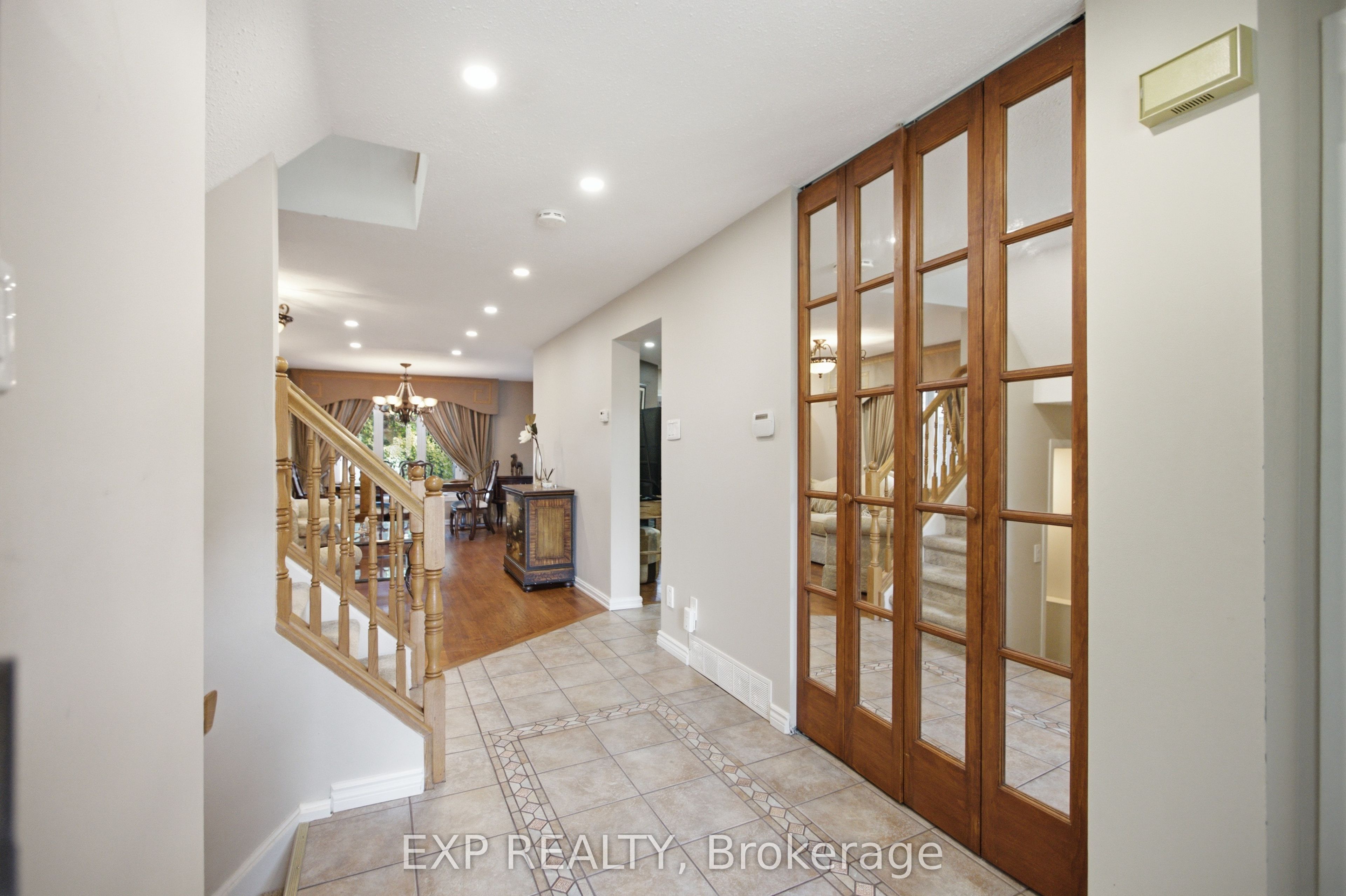 42 Valley Ridge Street Property Photo 7