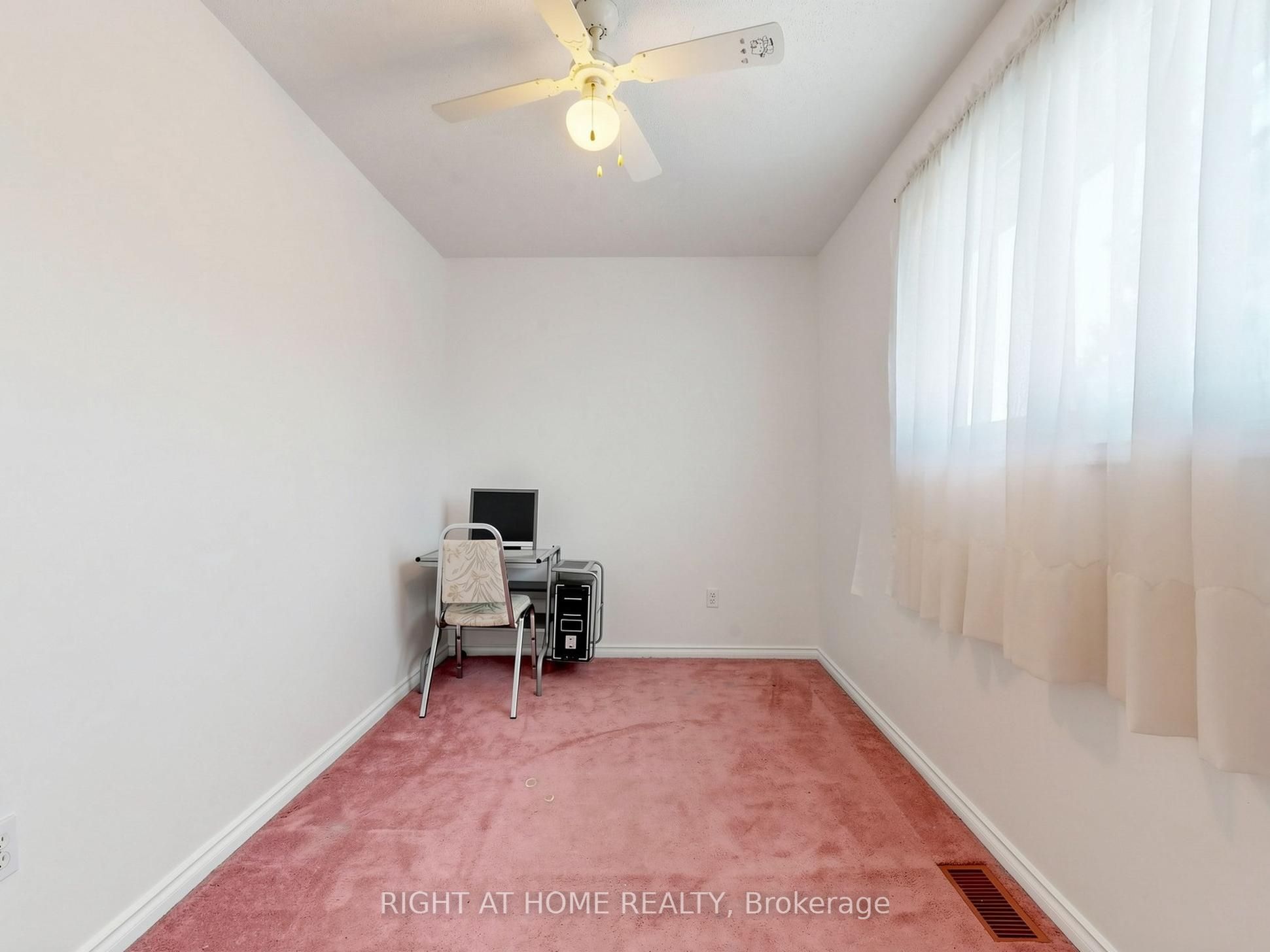 138 Strawberry Drive Property Photo 29