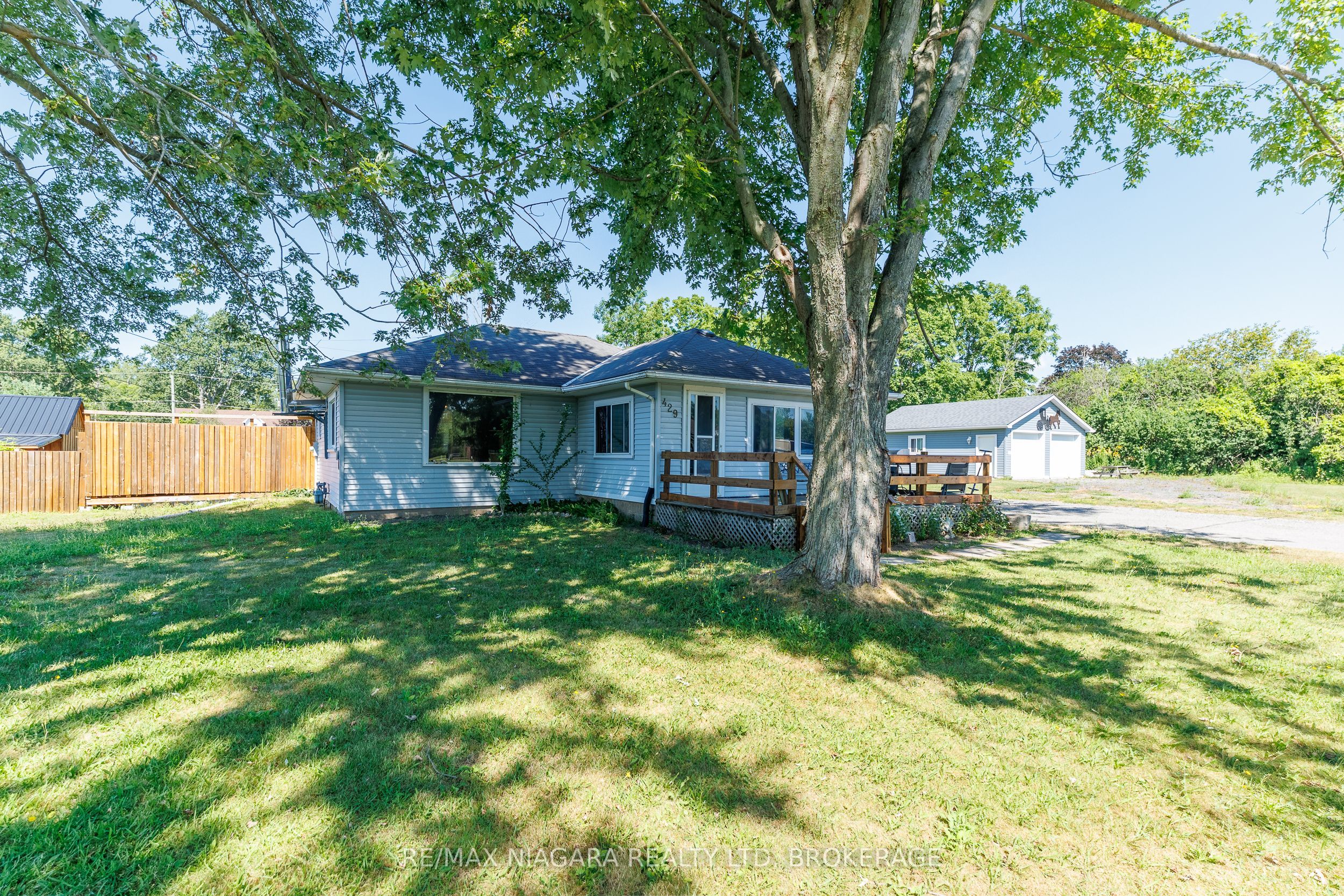 429 Delaware Avenue Property Photo 4