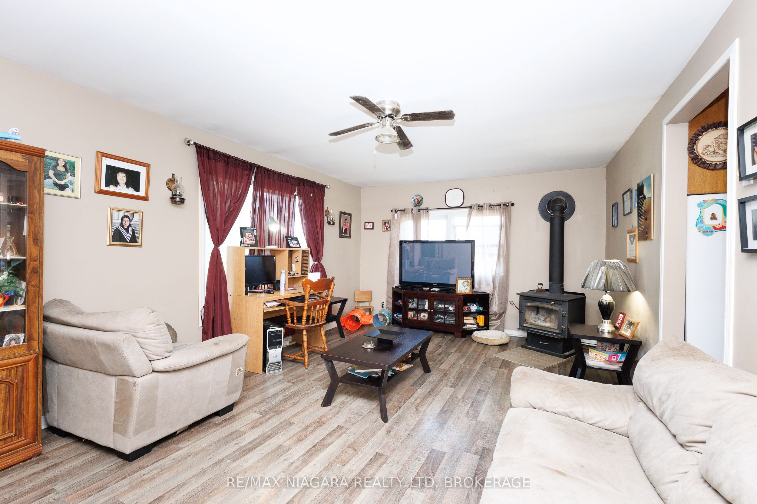 429 Delaware Avenue Property Photo 6
