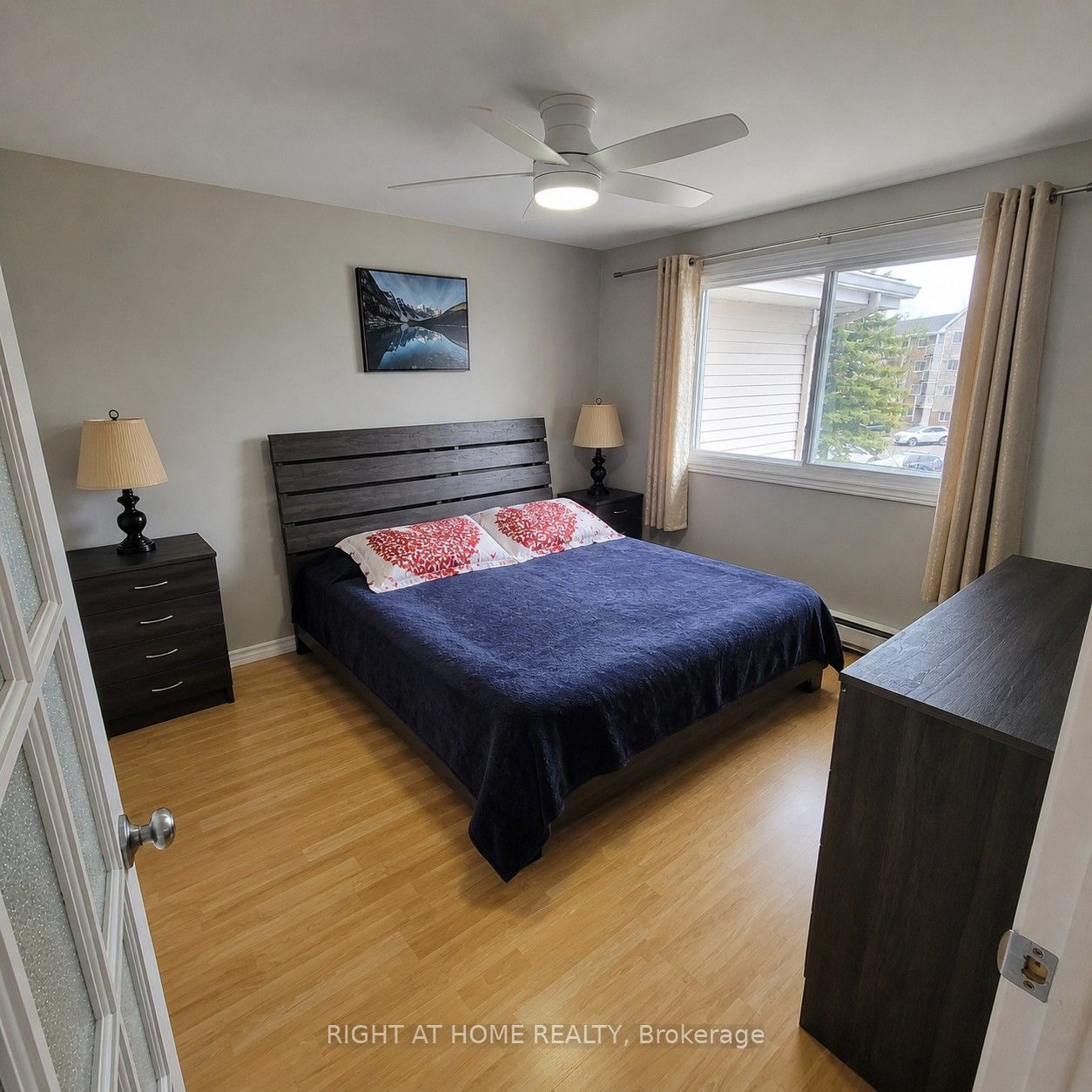 260 Brittany Drive 414 Property Photo 10