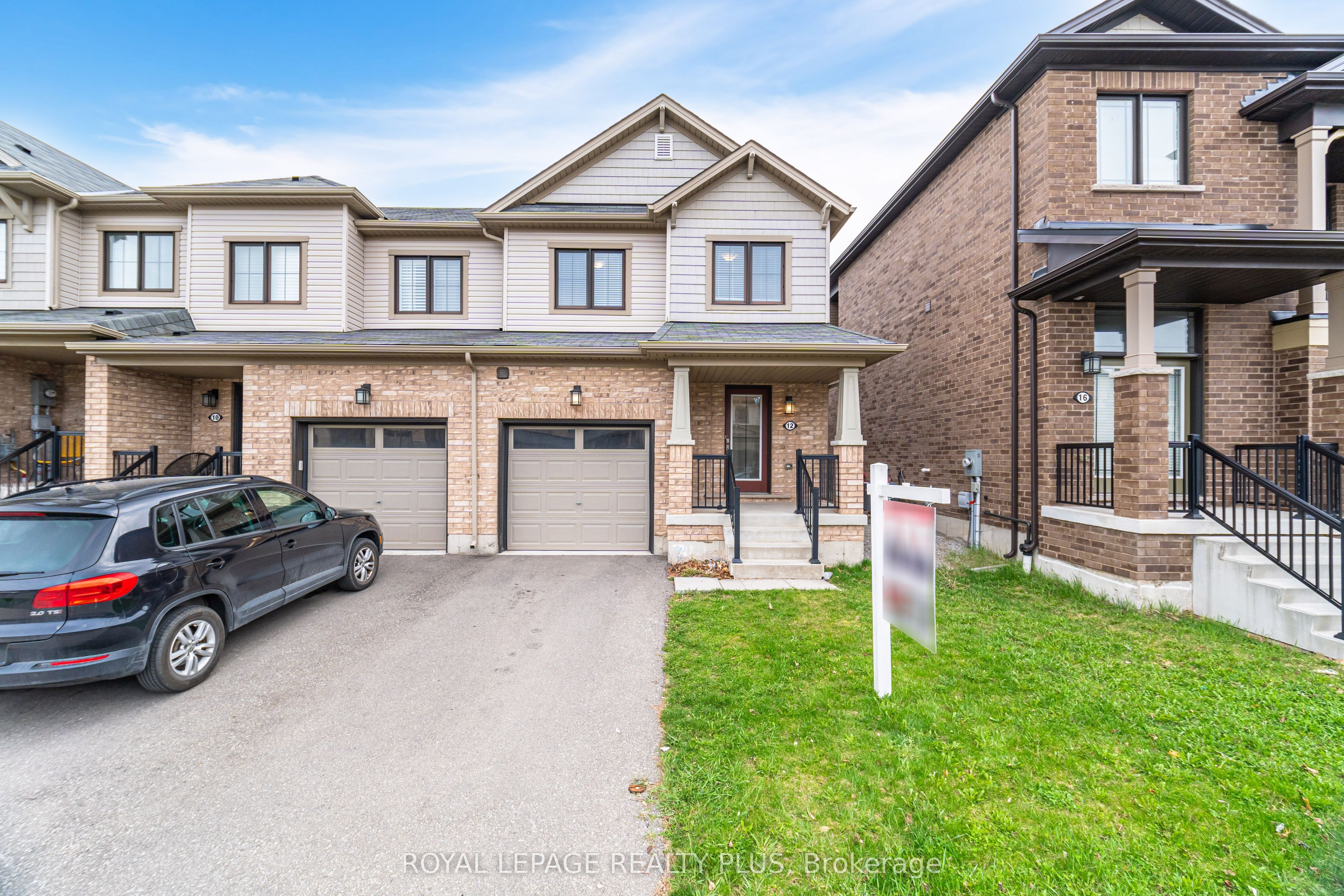 12 Pagebrook Crescent Property Photo 1