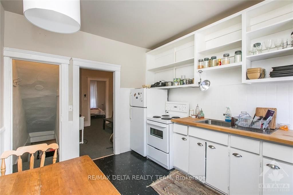 27 Perkins Street Property Photo 7