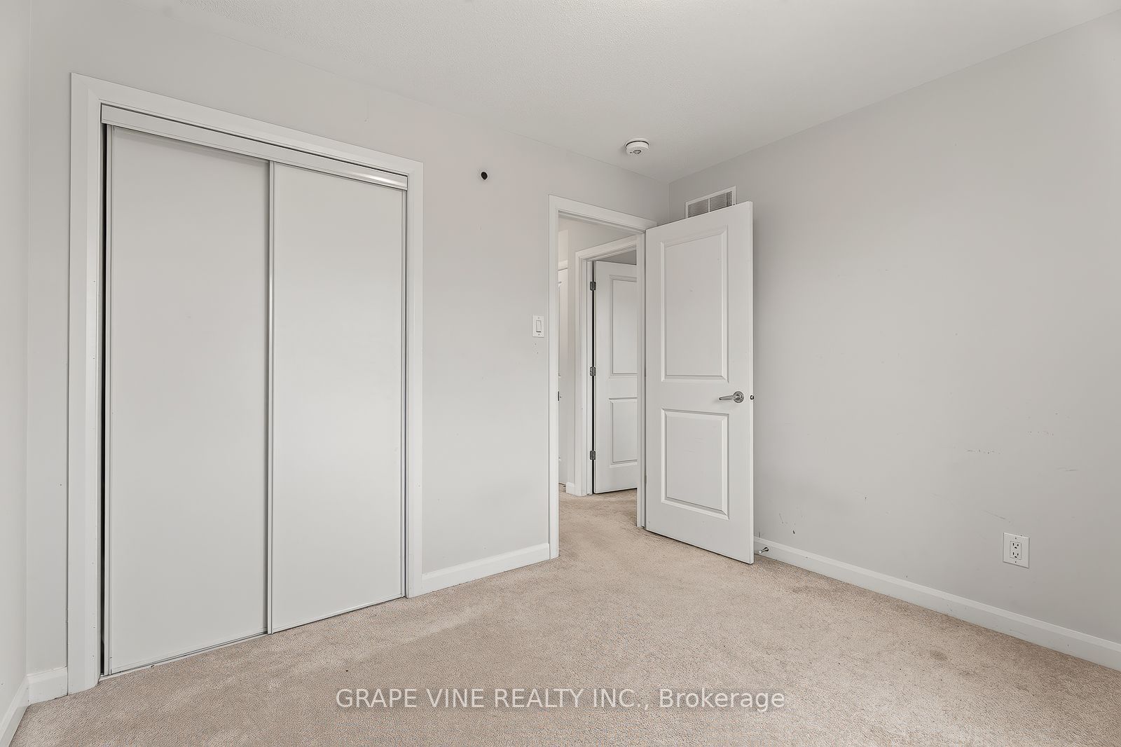 533 Winterset Road Property Photo 36