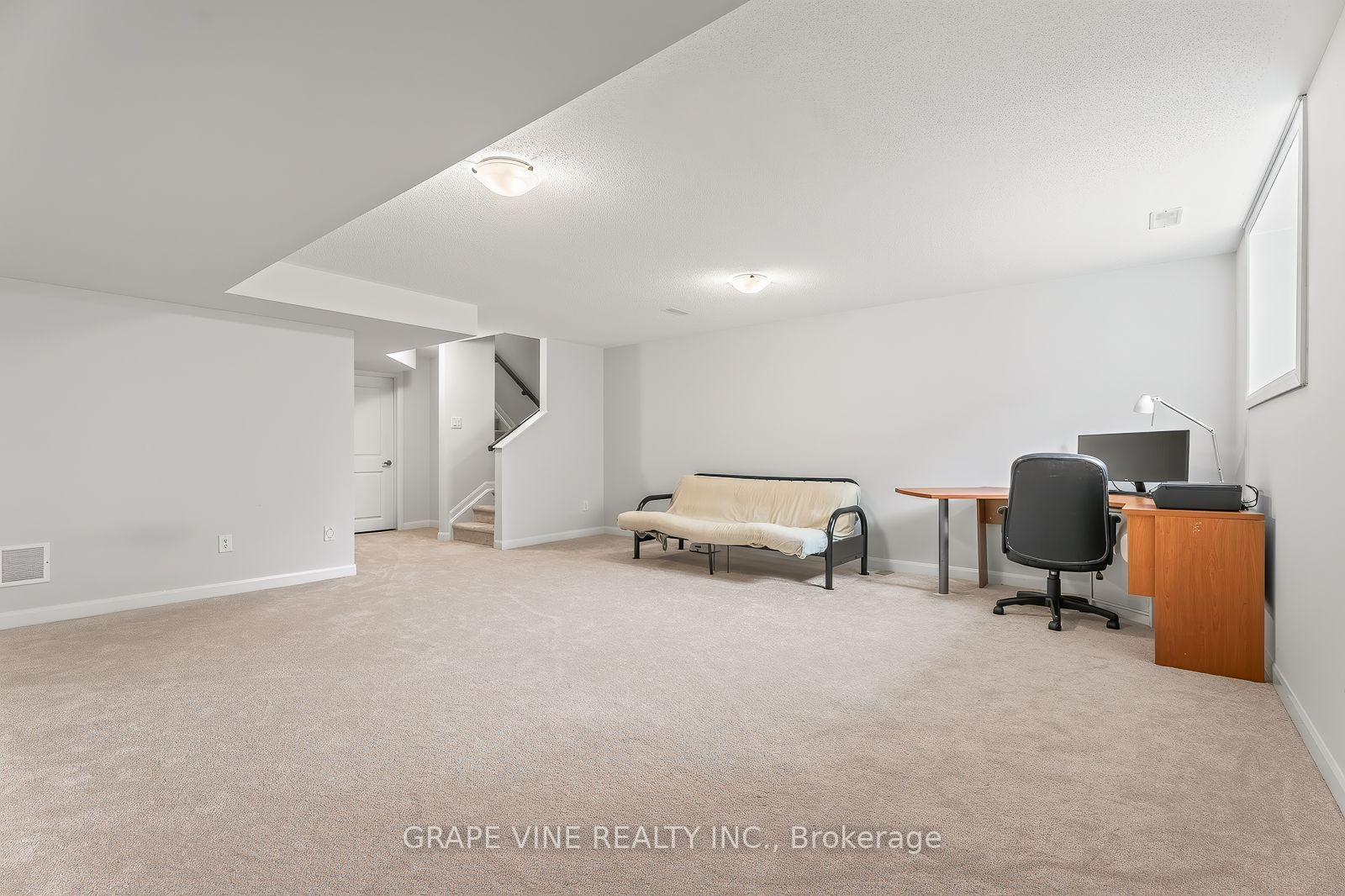 533 Winterset Road Property Photo 38
