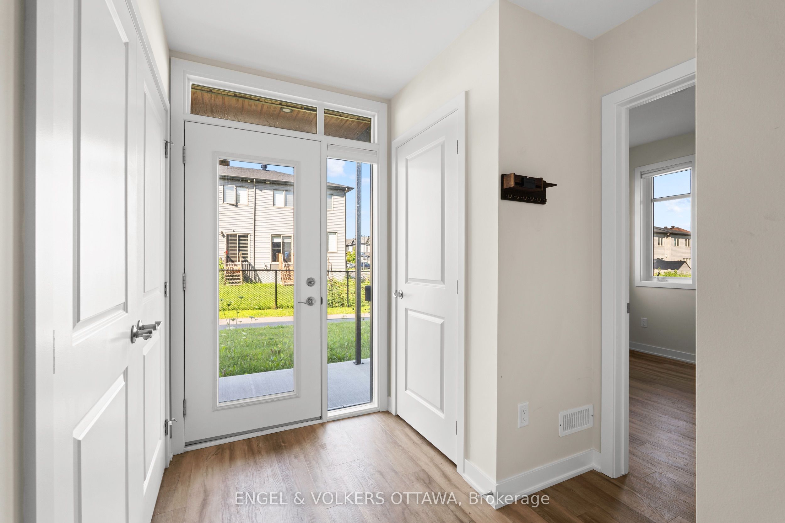 631 Corporal Private Property Photo 3
