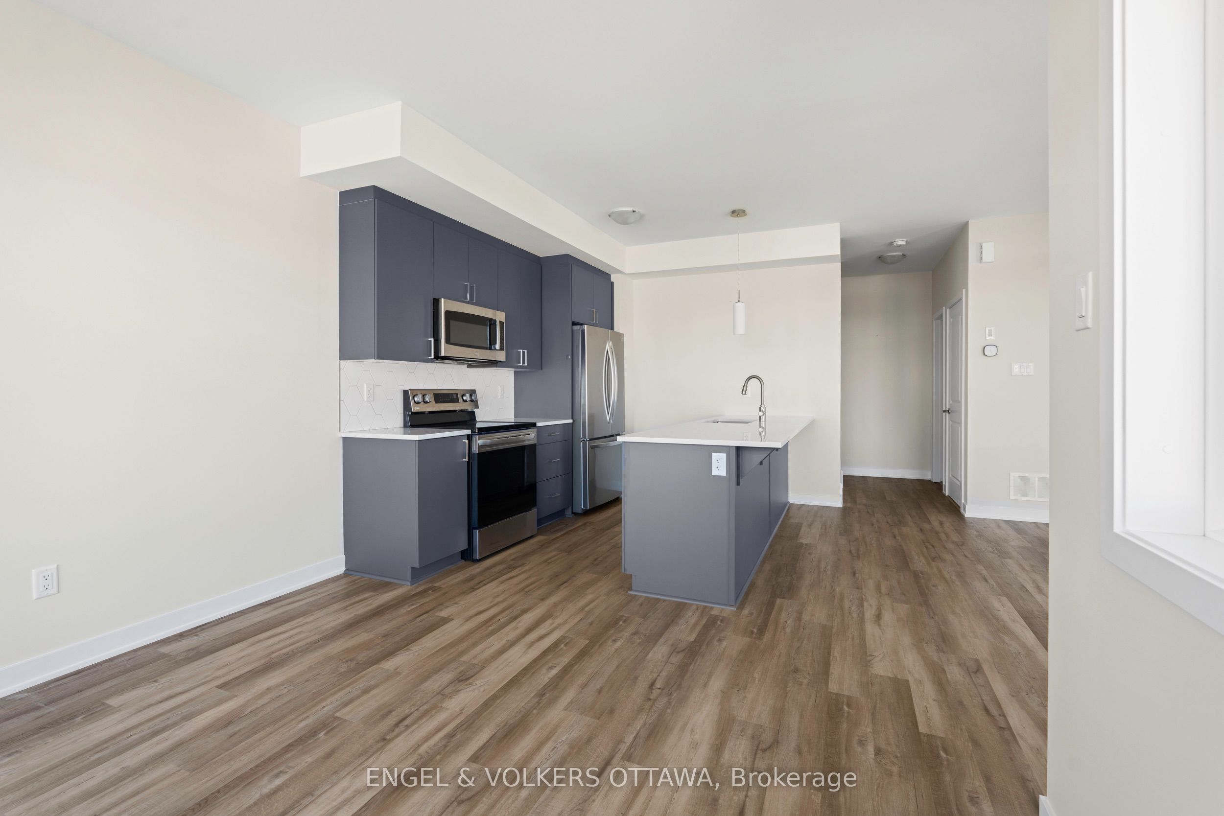 631 Corporal Private Property Photo 12