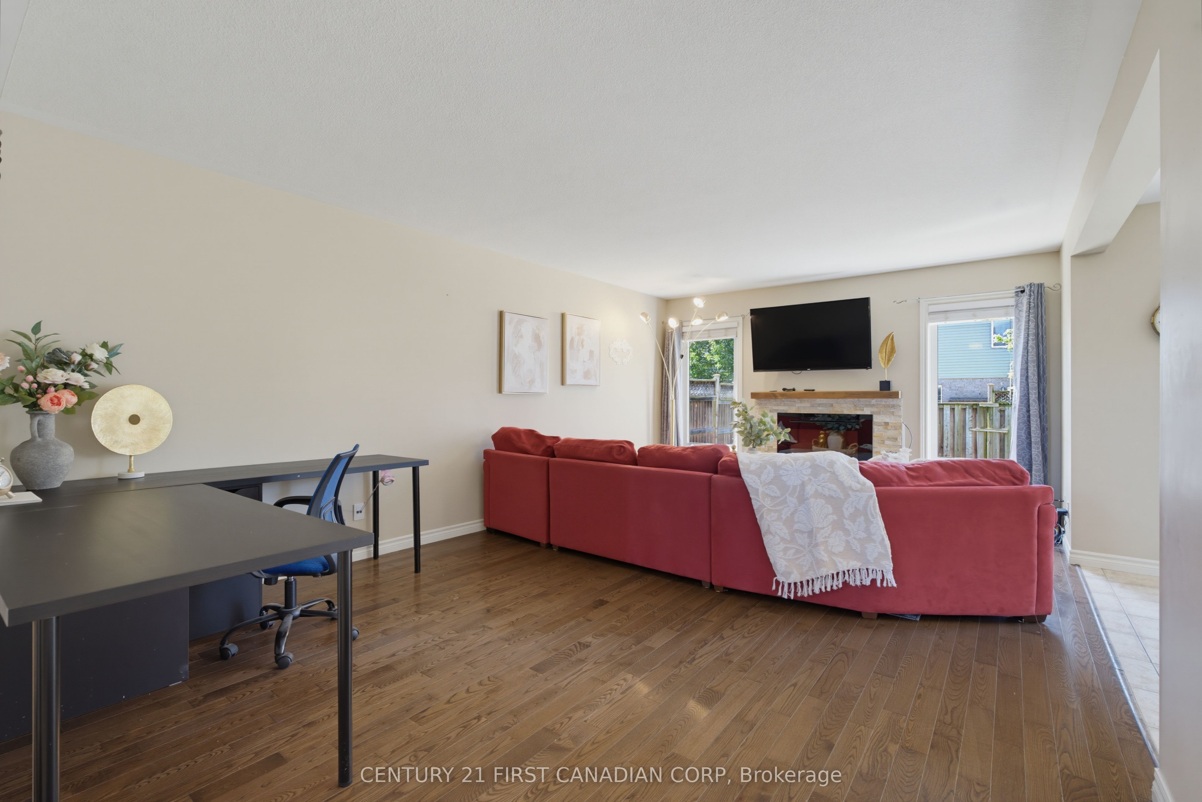1197 Smither Road Property Photo 7